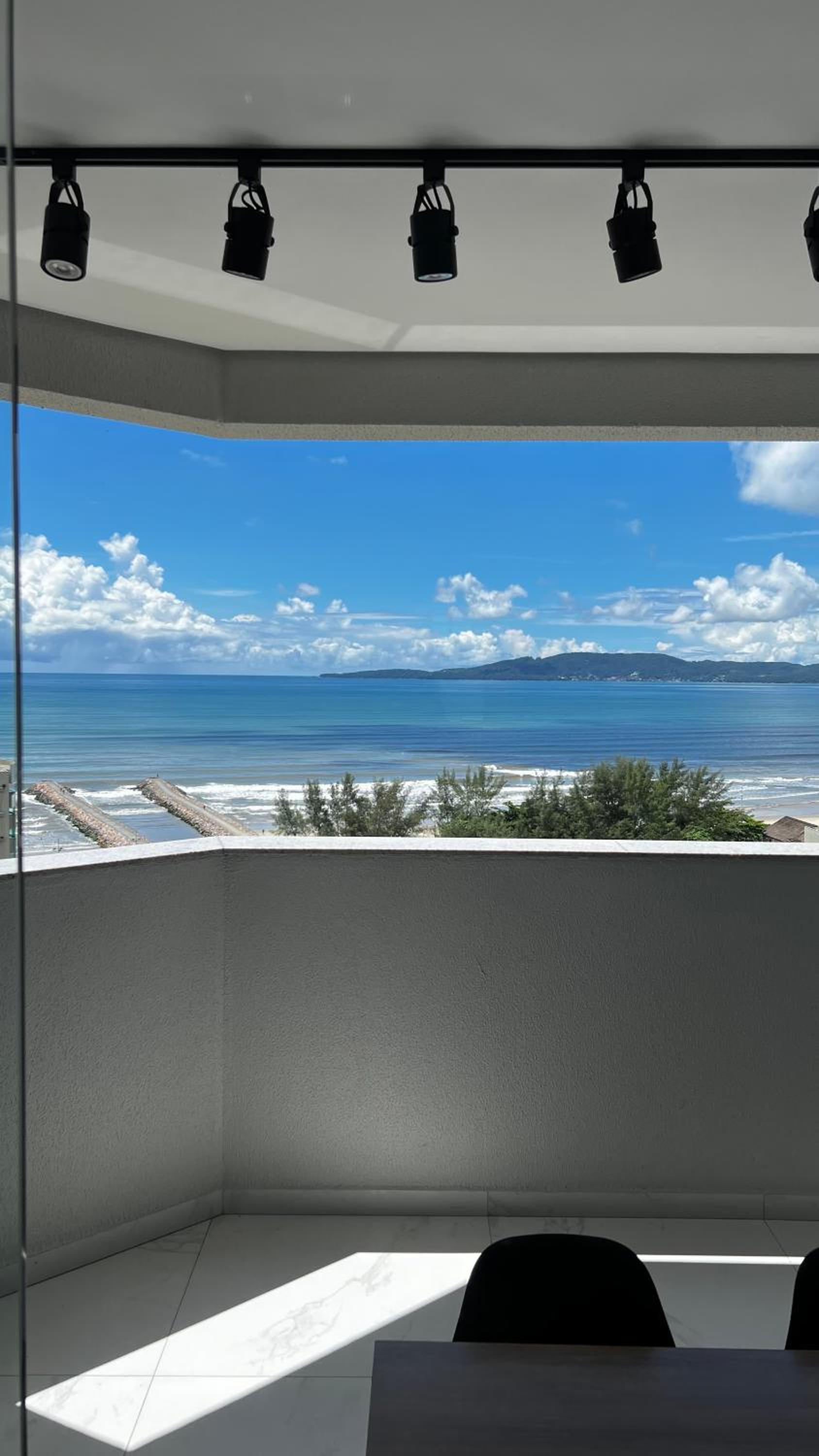 Apartamento em itapema com maravilhosa vista mar