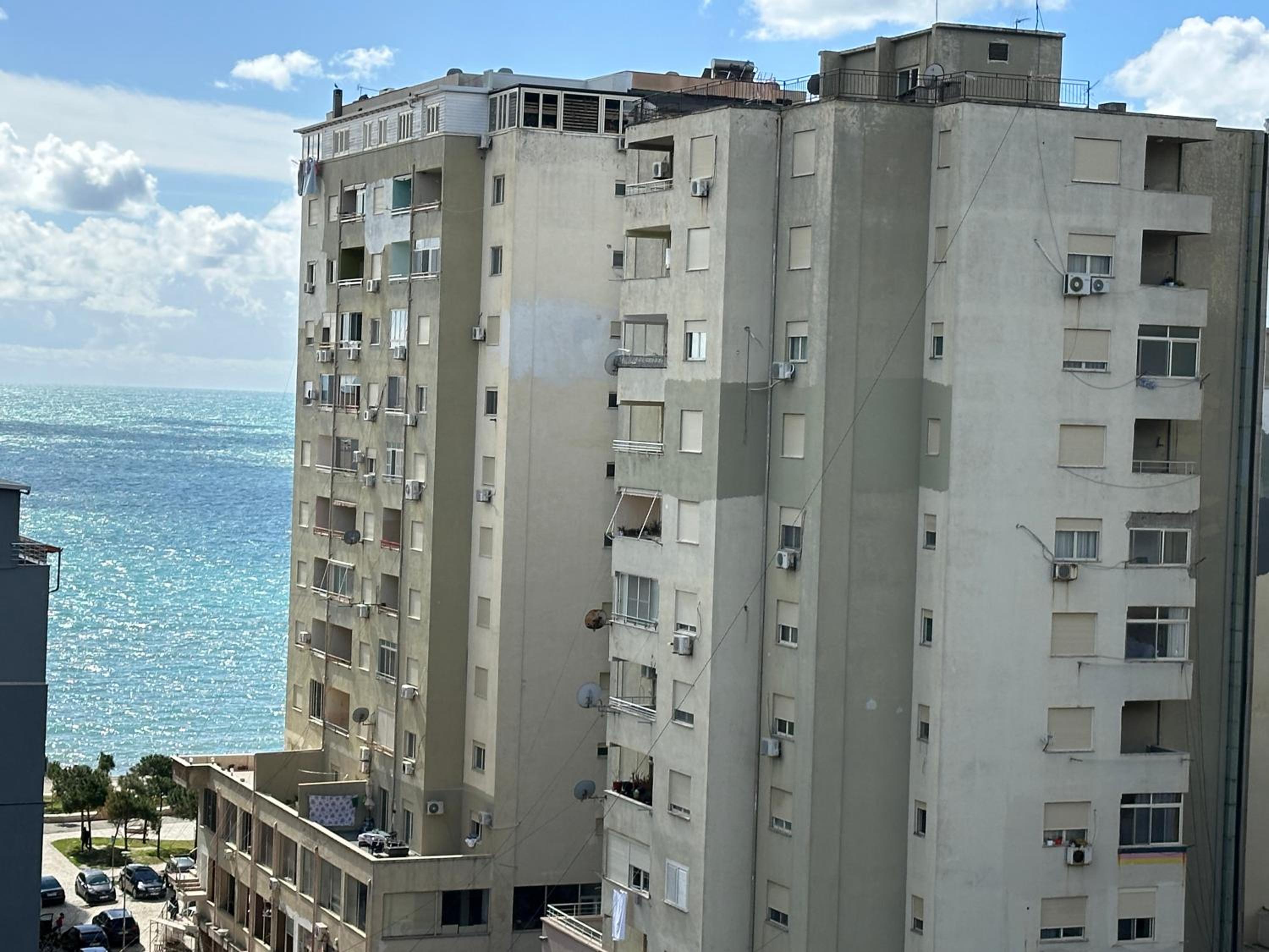 Xhimi's Seaside Apartments
