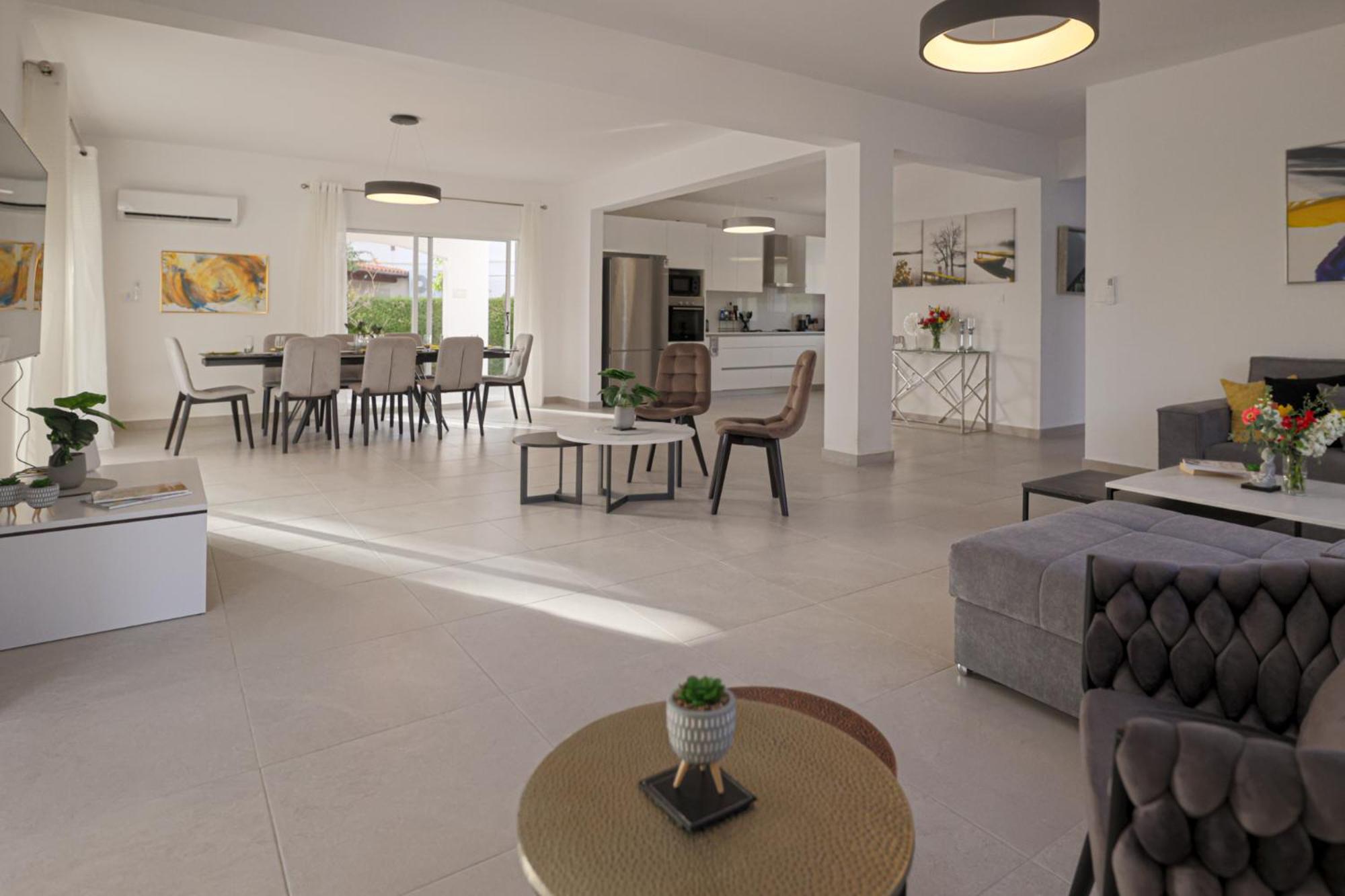 Grand Villa Baci