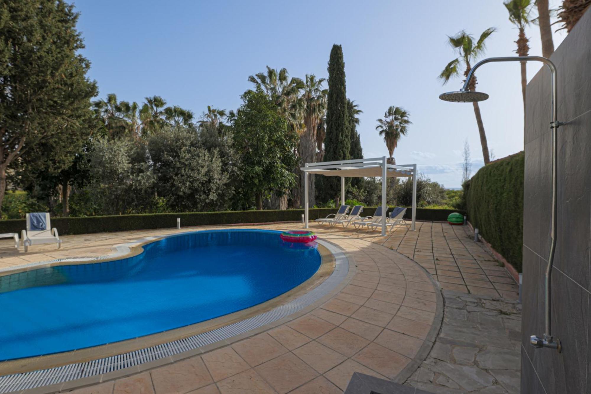 Grand Villa Baci