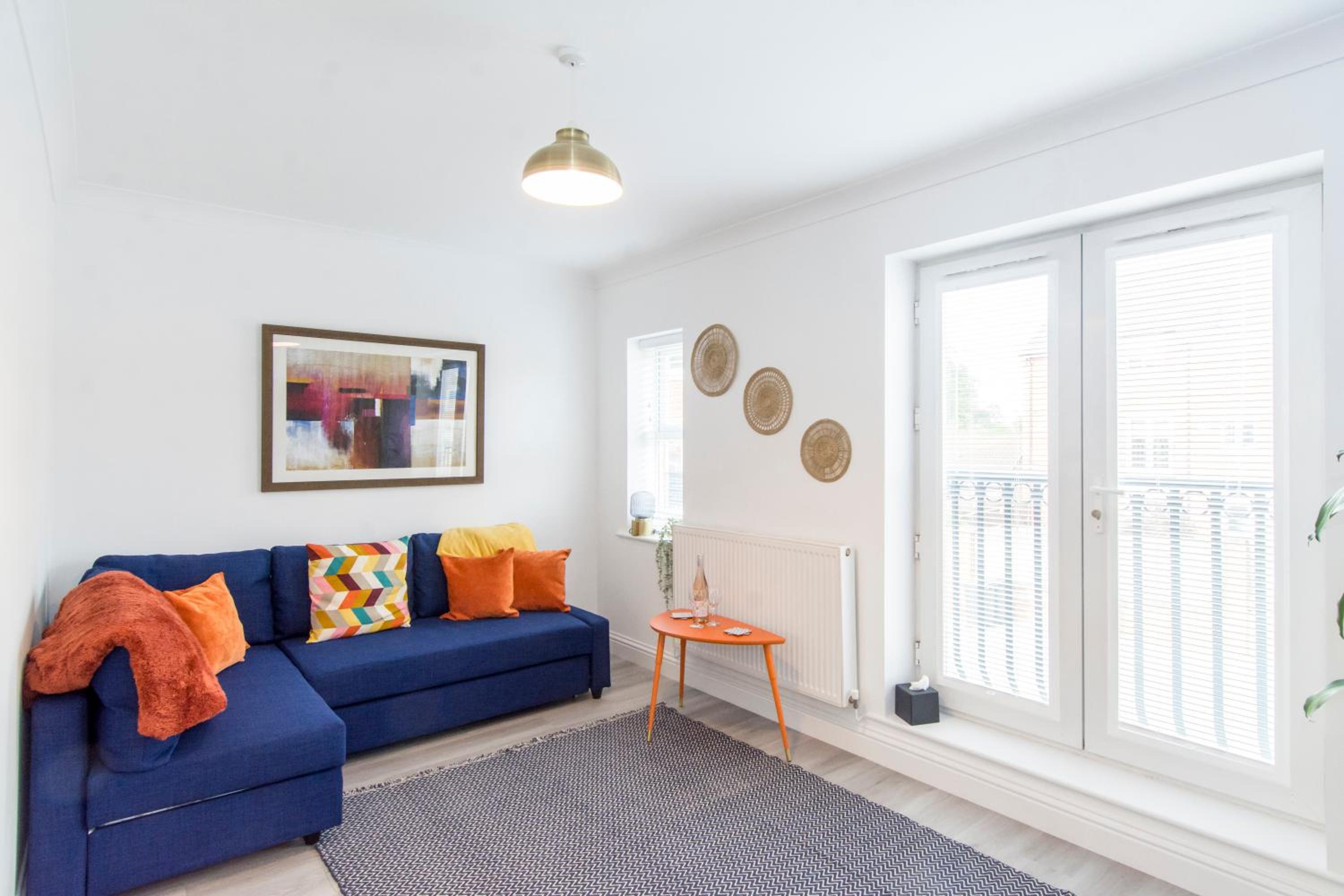 Host & Stay - Davies Close view 3