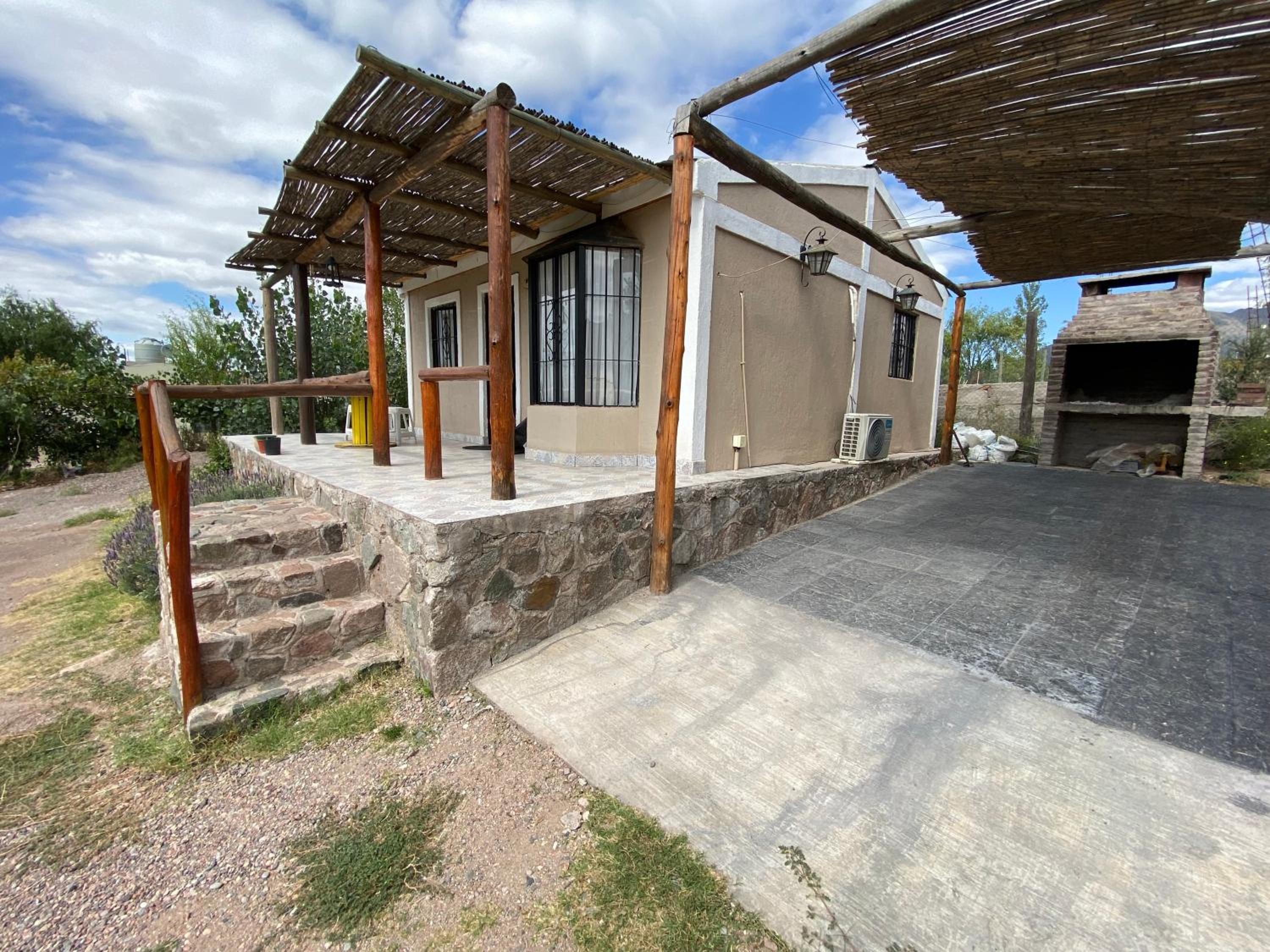 DOÑA ROSA CABAÑAS