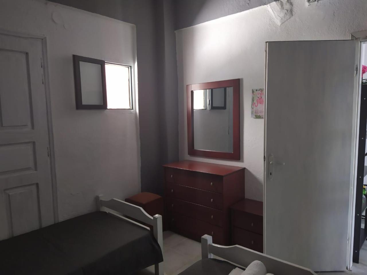 Thea Apartmens