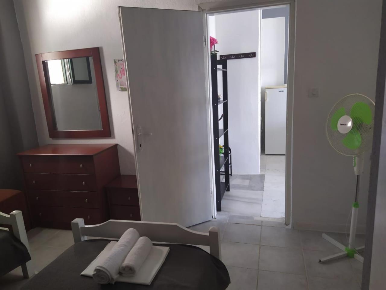 Thea Apartmens
