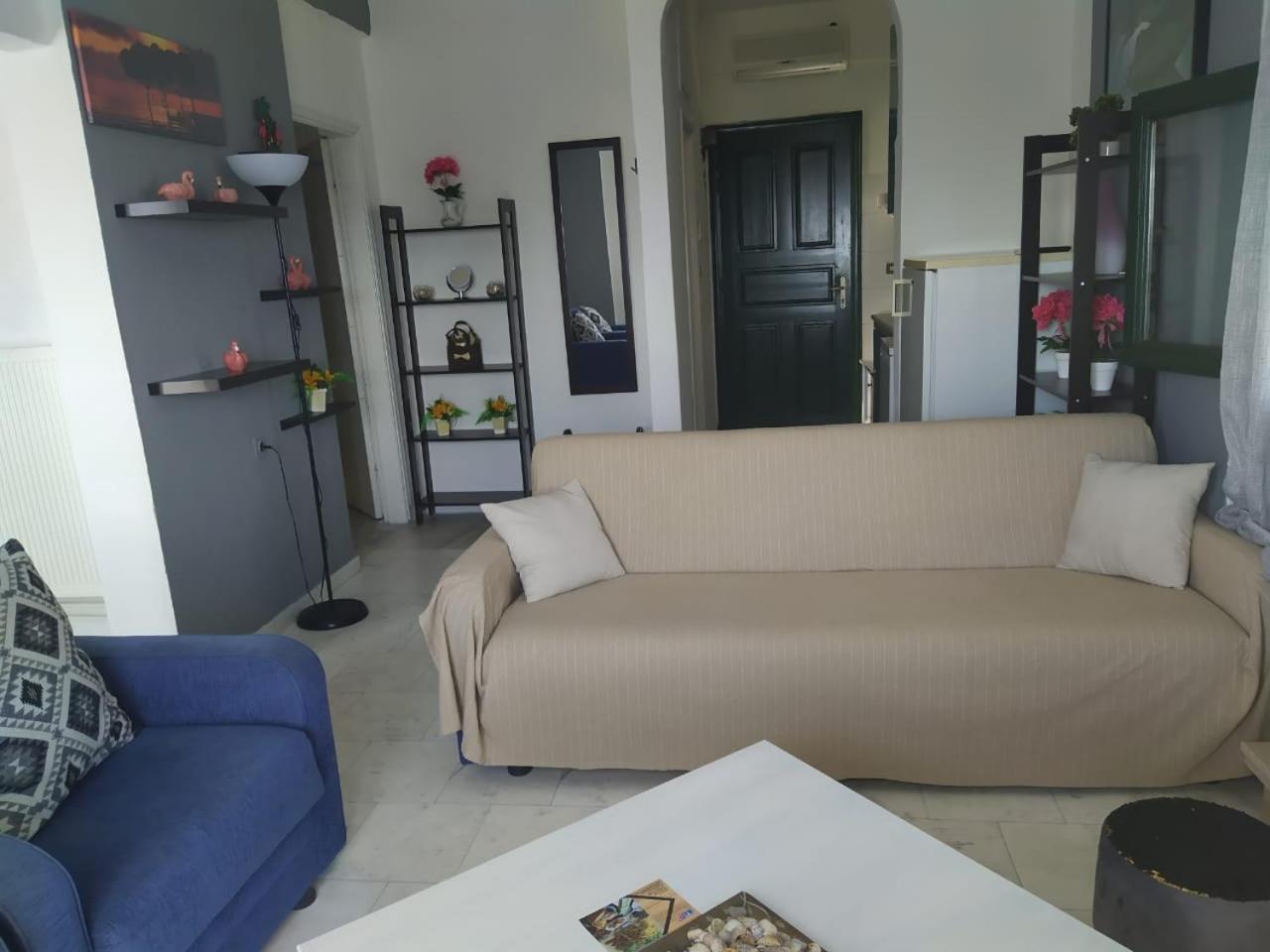 Thea Apartmens