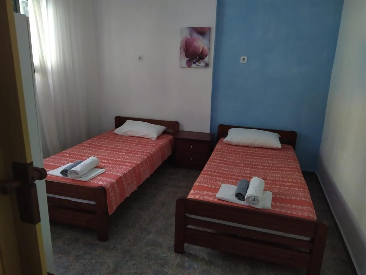 Thea Apartmens