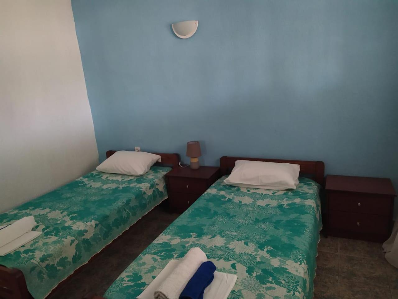 Thea Apartmens