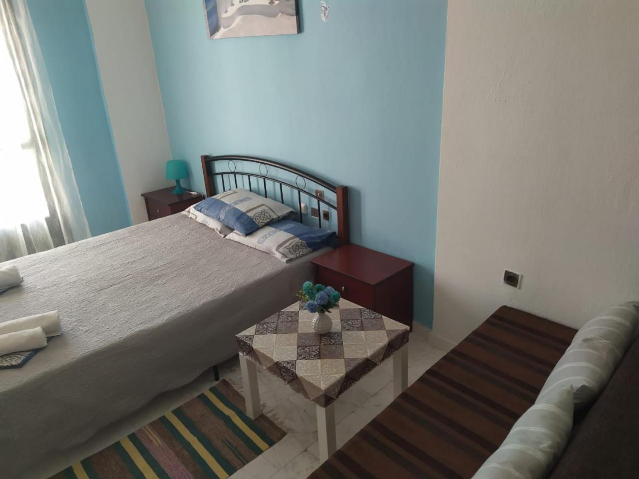Thea Apartmens