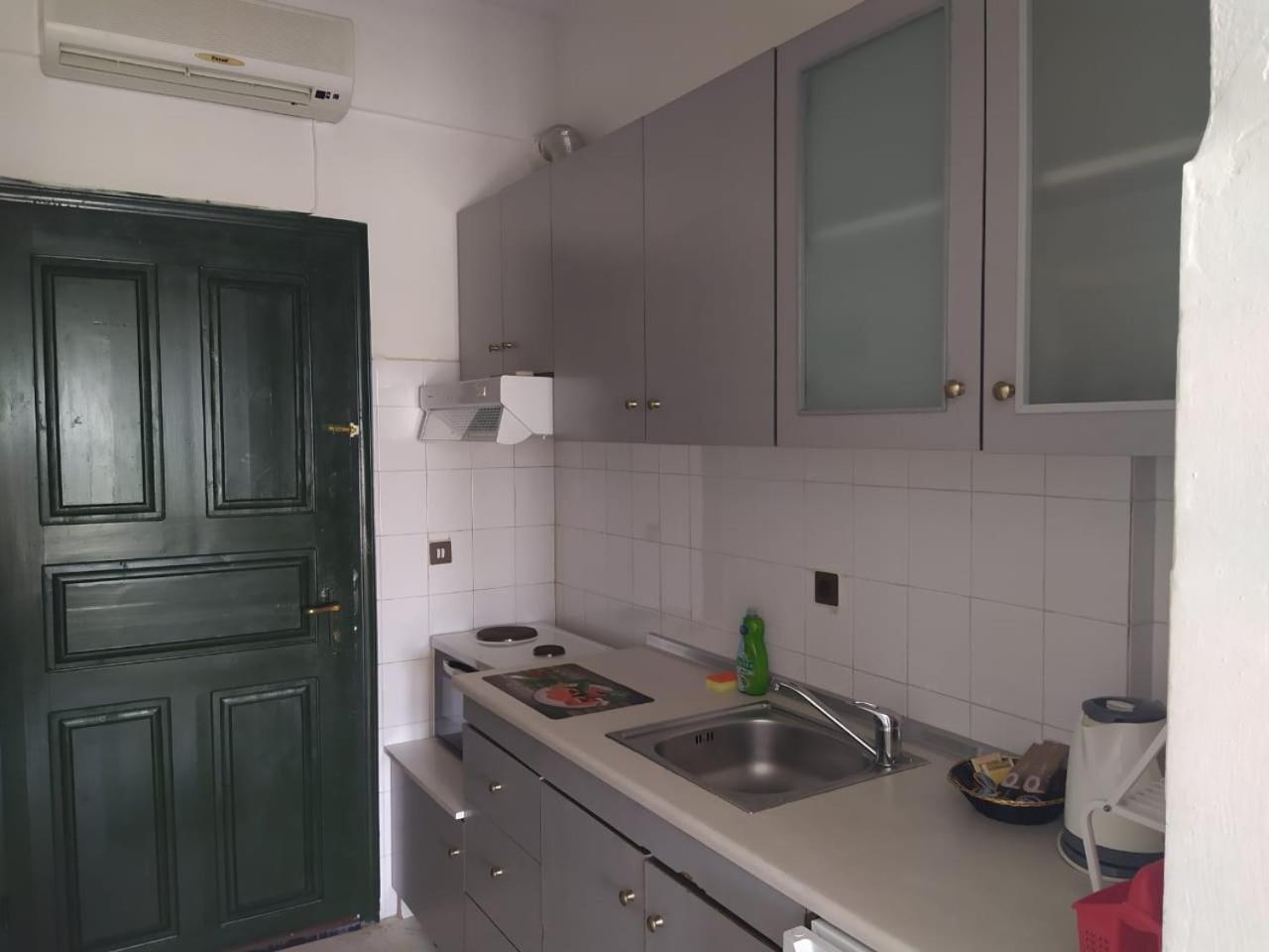 Thea Apartmens