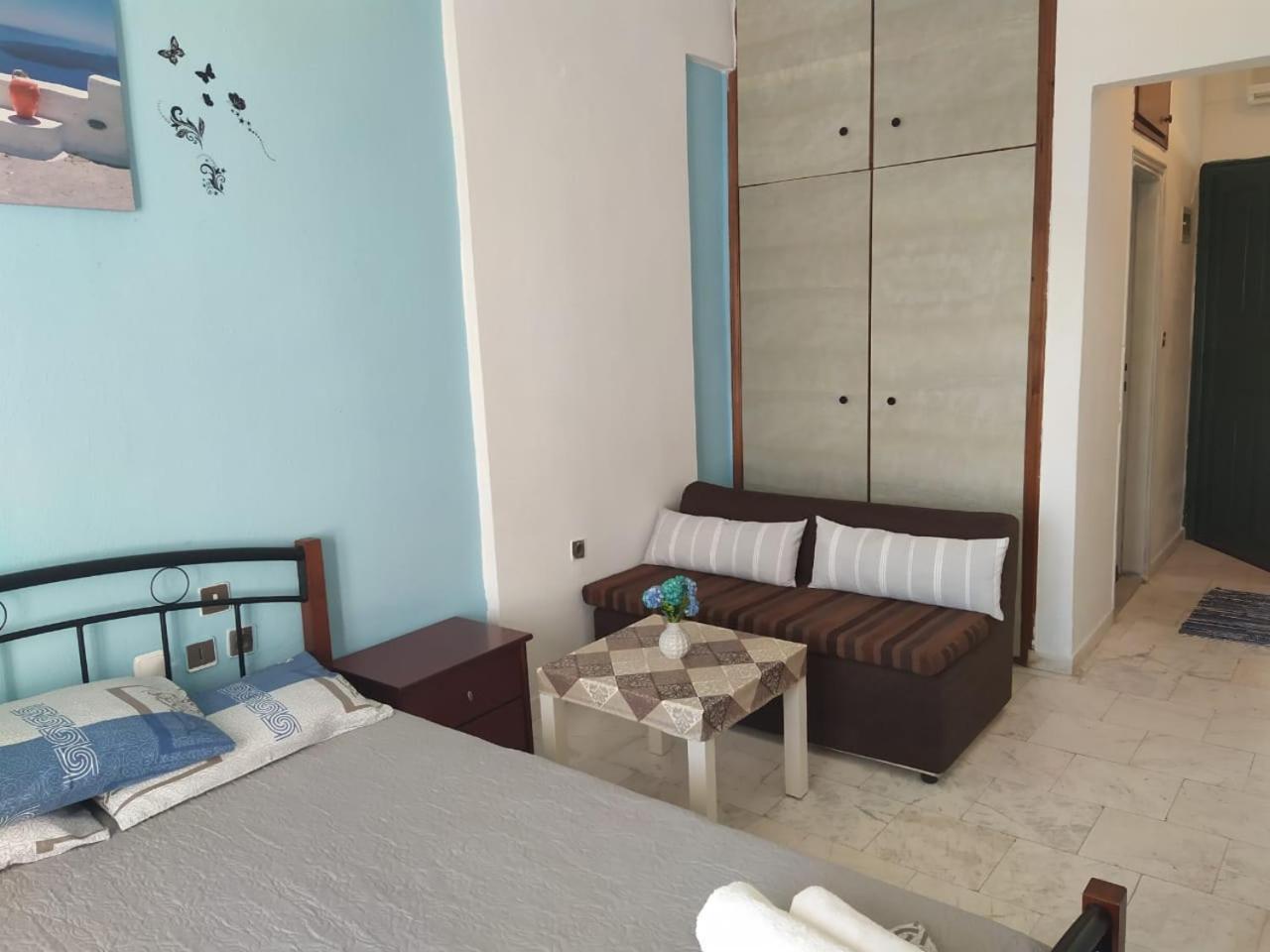Thea Apartmens