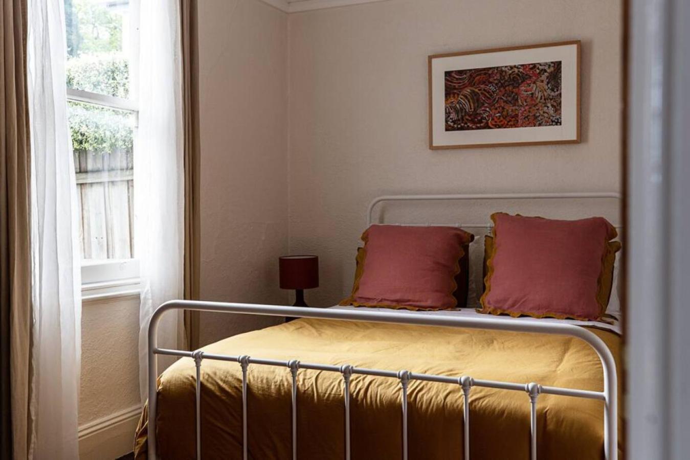 Galvin Town Cottage, convenient to CBD