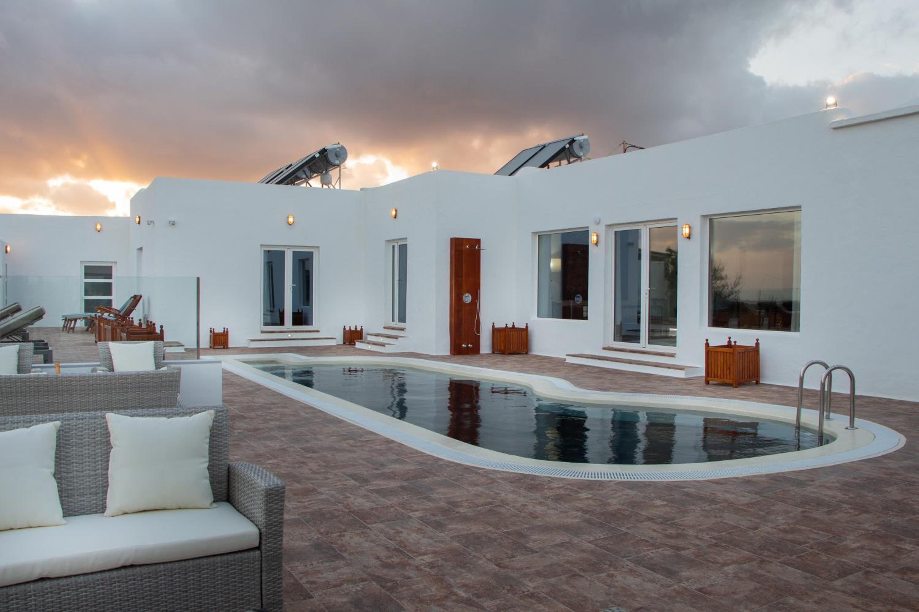 Casa Serena Luxury Villa