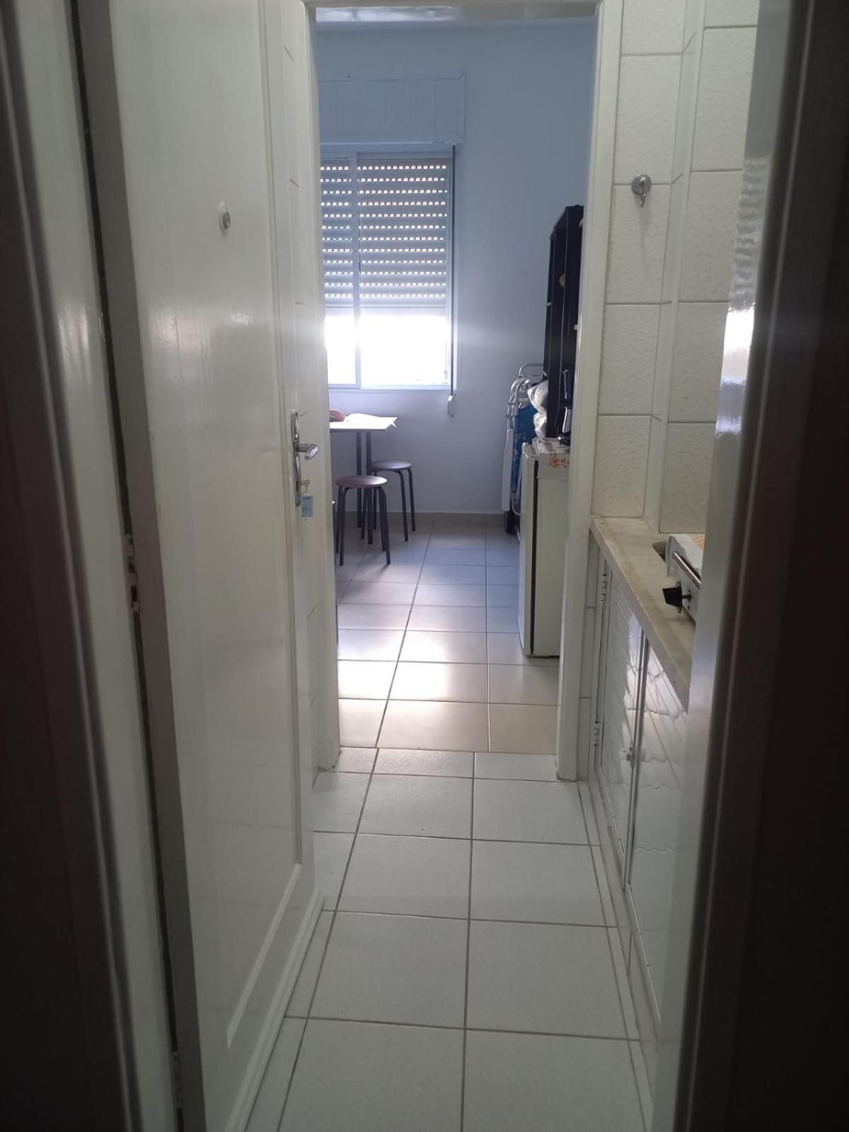 MELHOR LOCALIZAÇÃO DE SANTOS, LOFT, 200 MTS da PRAIA, WI-FI, AR CONDICIONADO