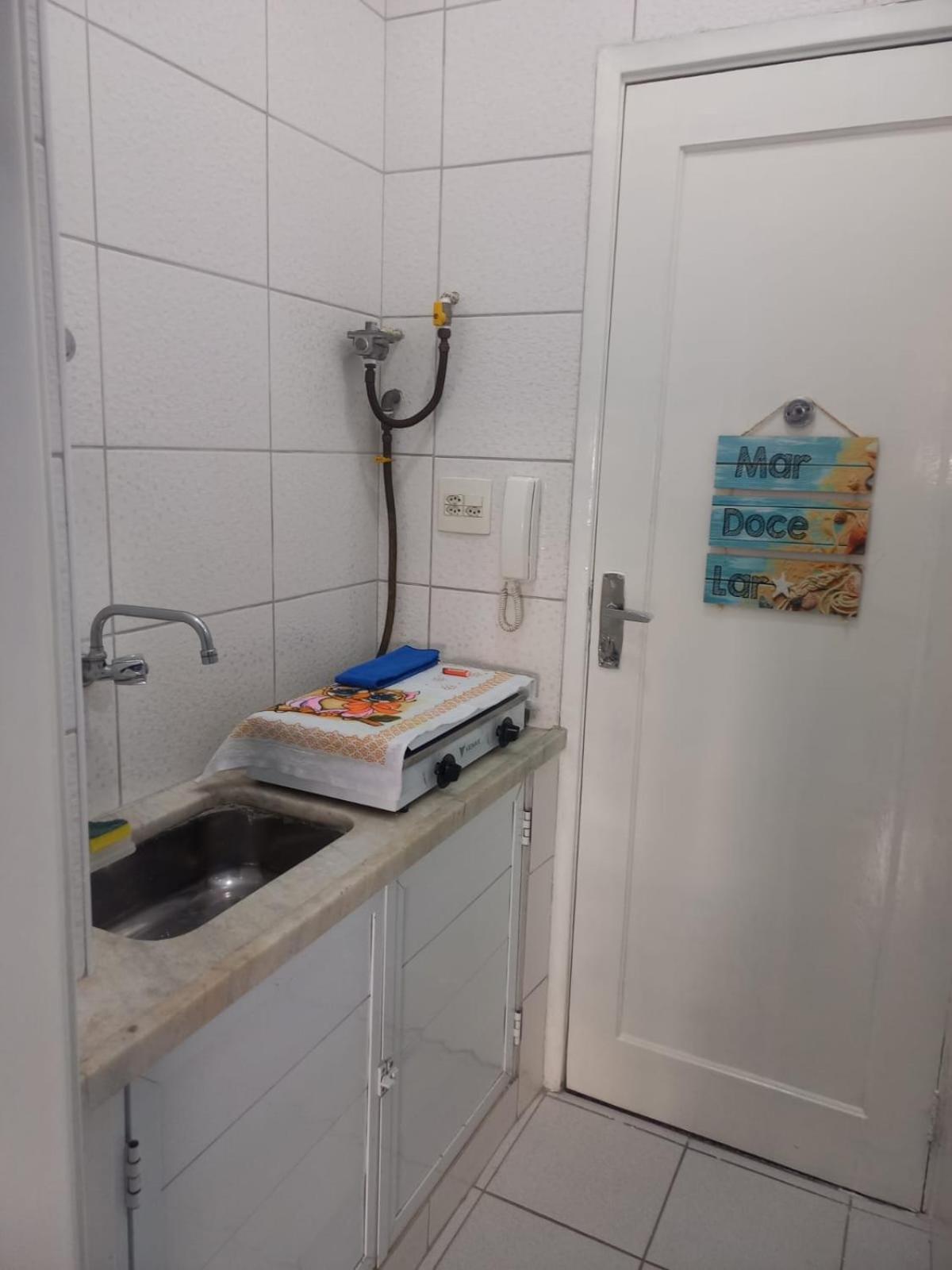 MELHOR LOCALIZAÇÃO DE SANTOS, LOFT, 200 MTS da PRAIA, WI-FI, AR CONDICIONADO