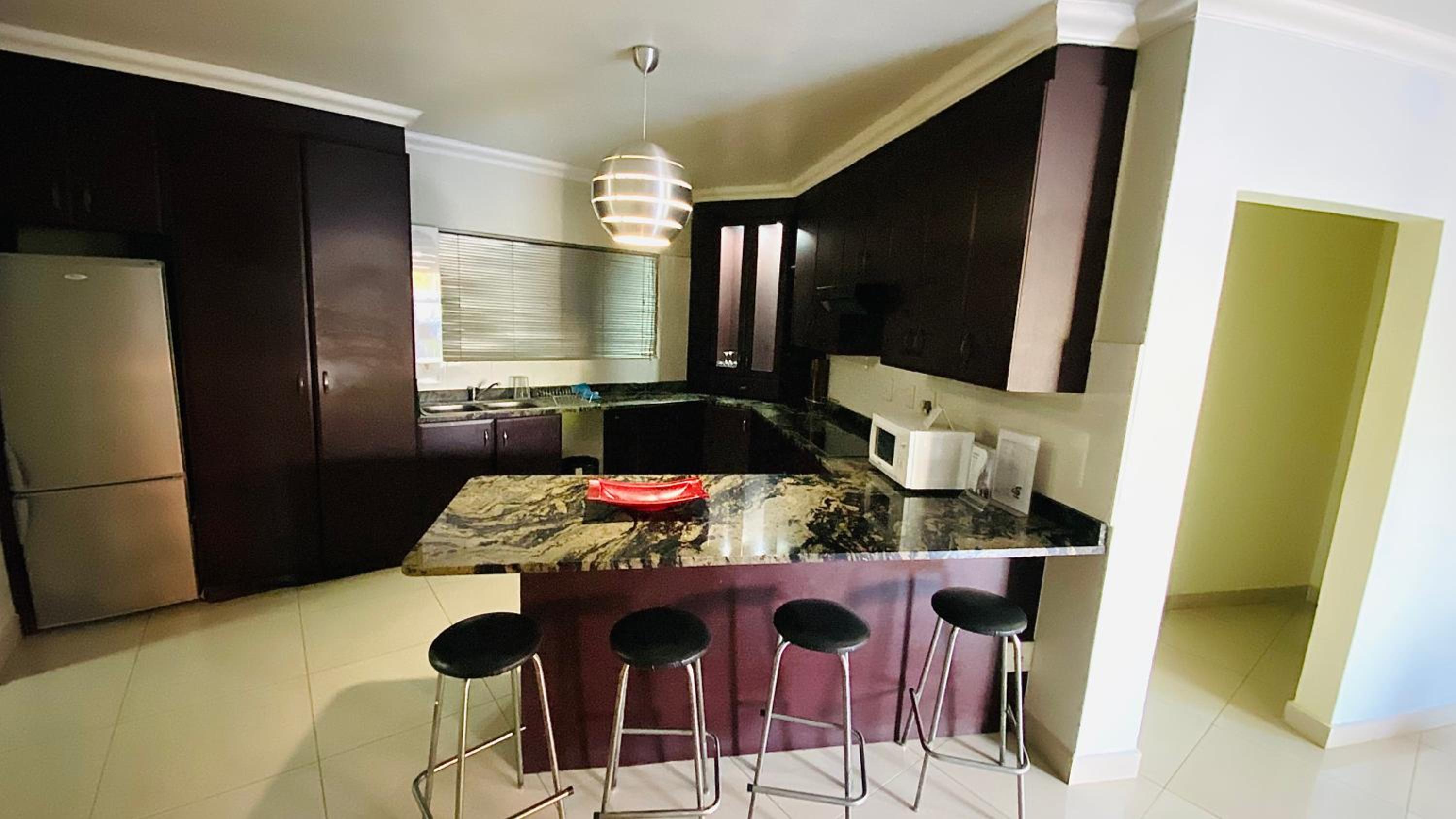 Luxury in Hartbeespoort, Schoemansville