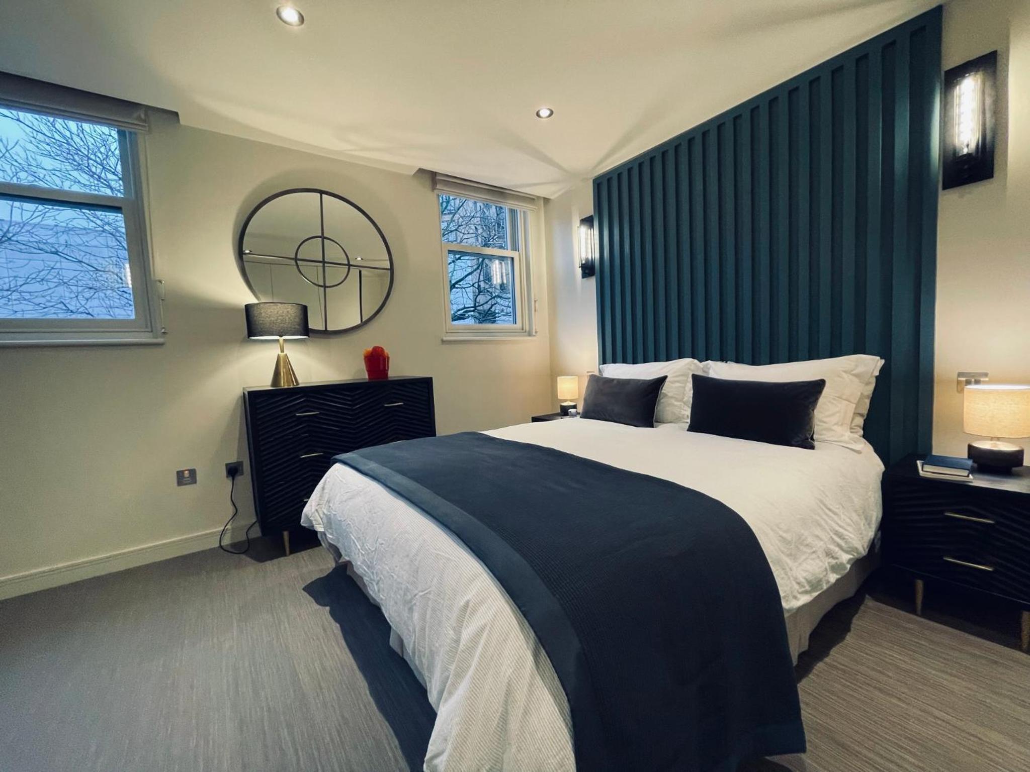 Chic mews house in South Kensington