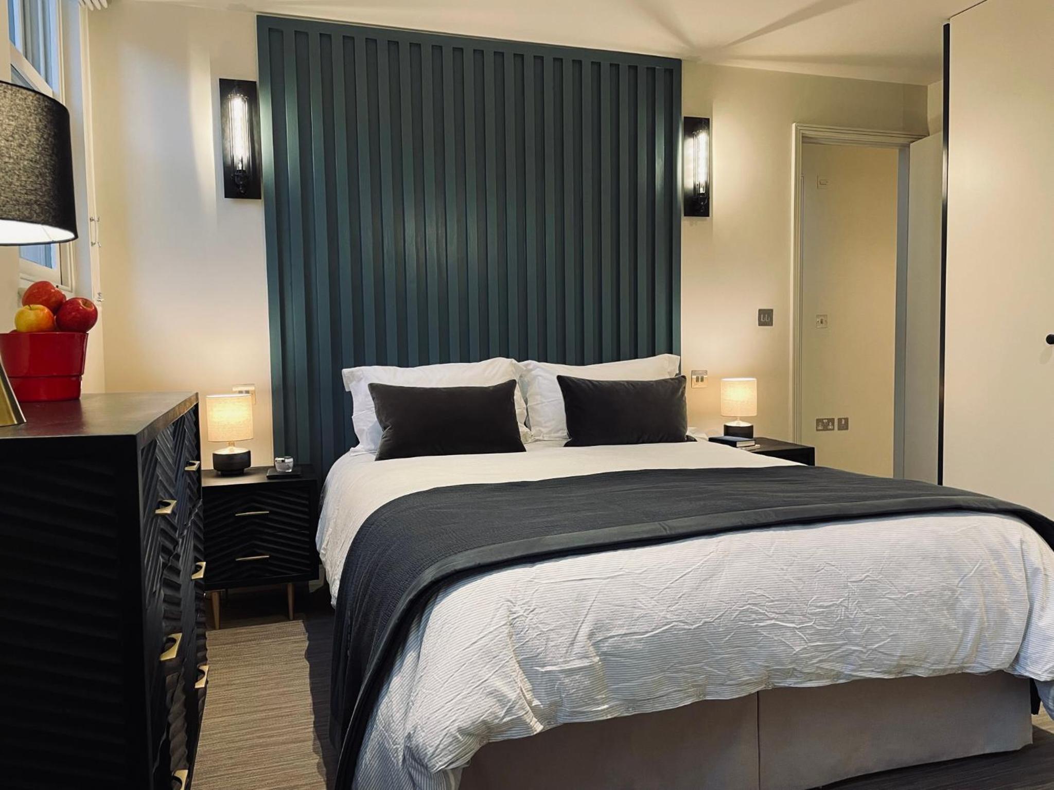Chic mews house in South Kensington