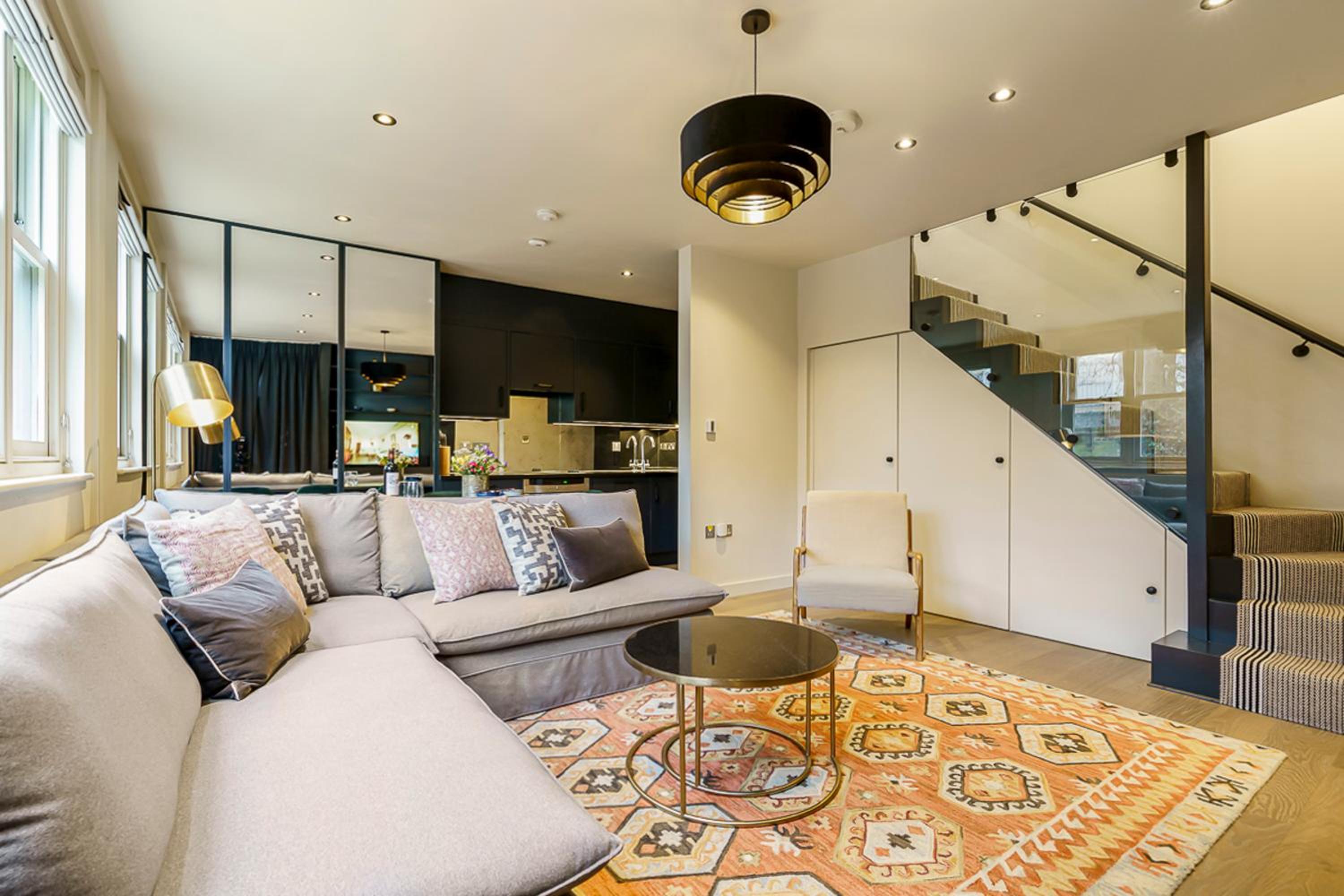 Chic mews house in South Kensington