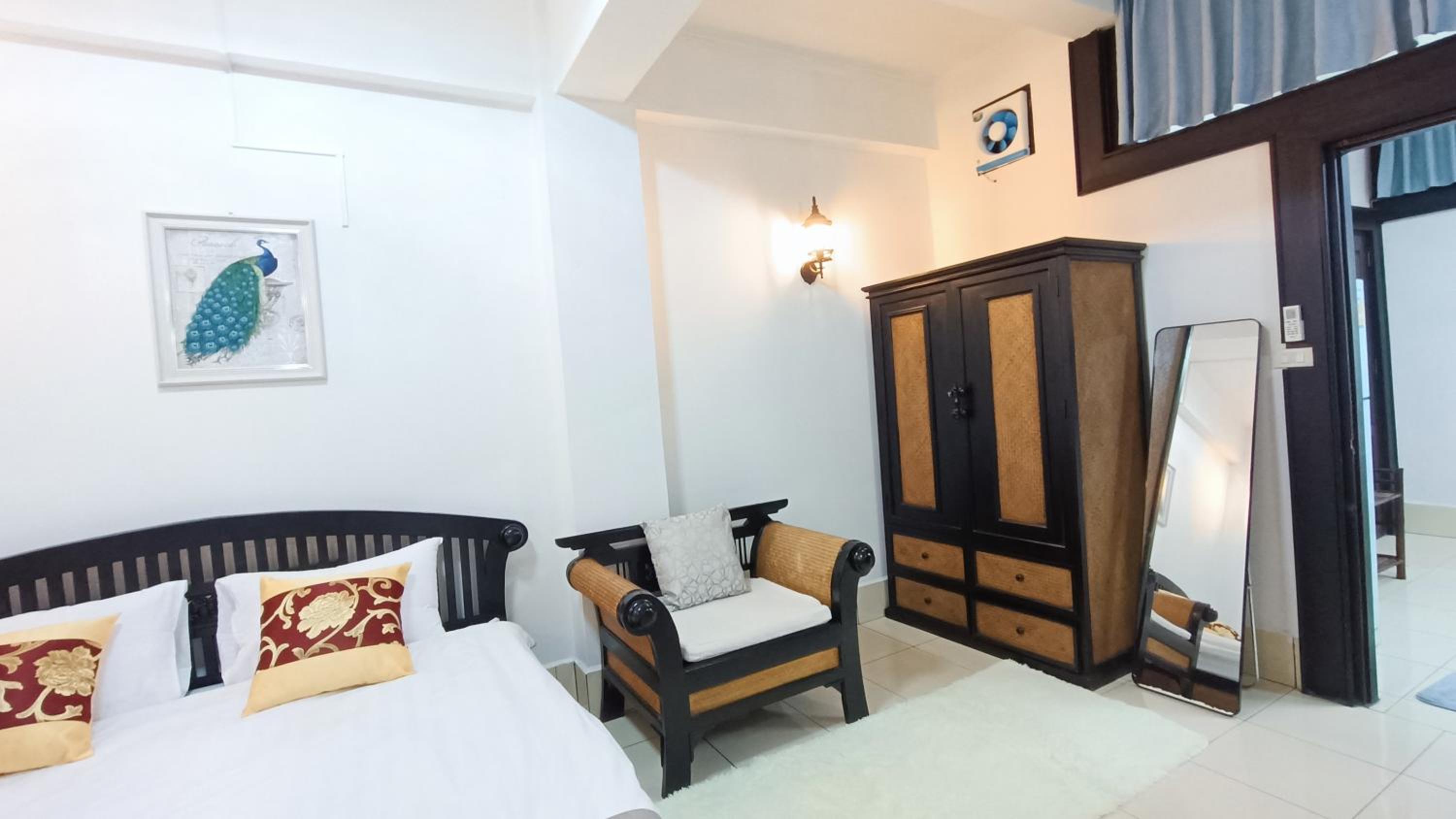 Oudomphone Apartment