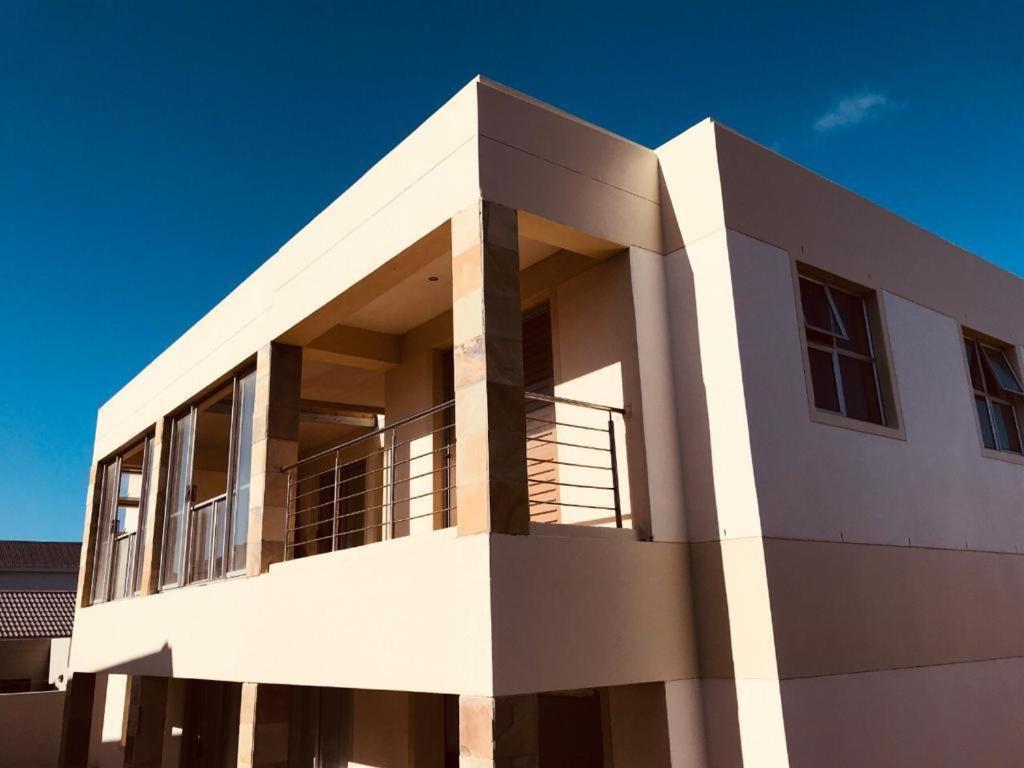 Calypso Beach Holiday House view 2