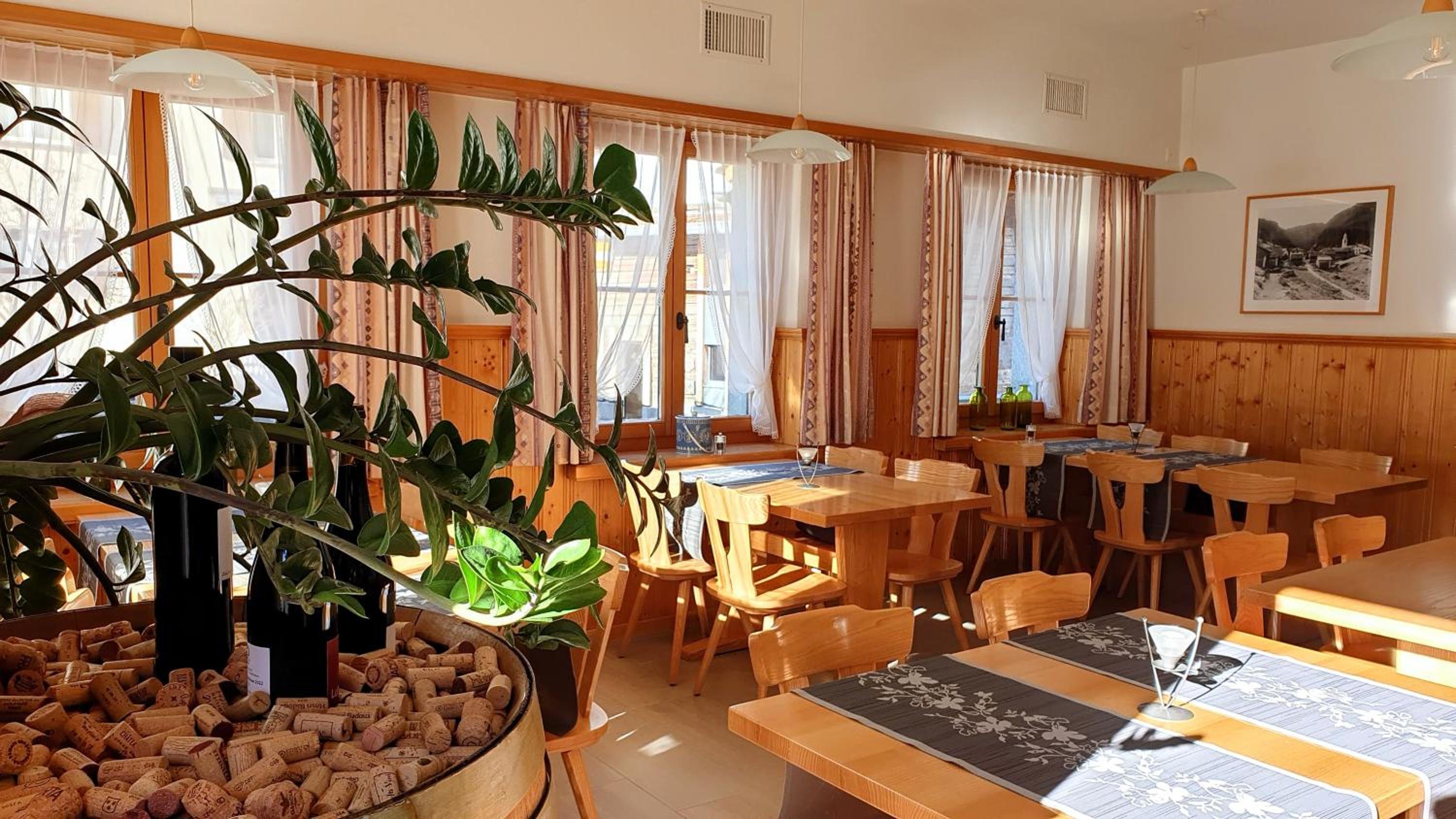 Gasthaus Alpenrose view 2