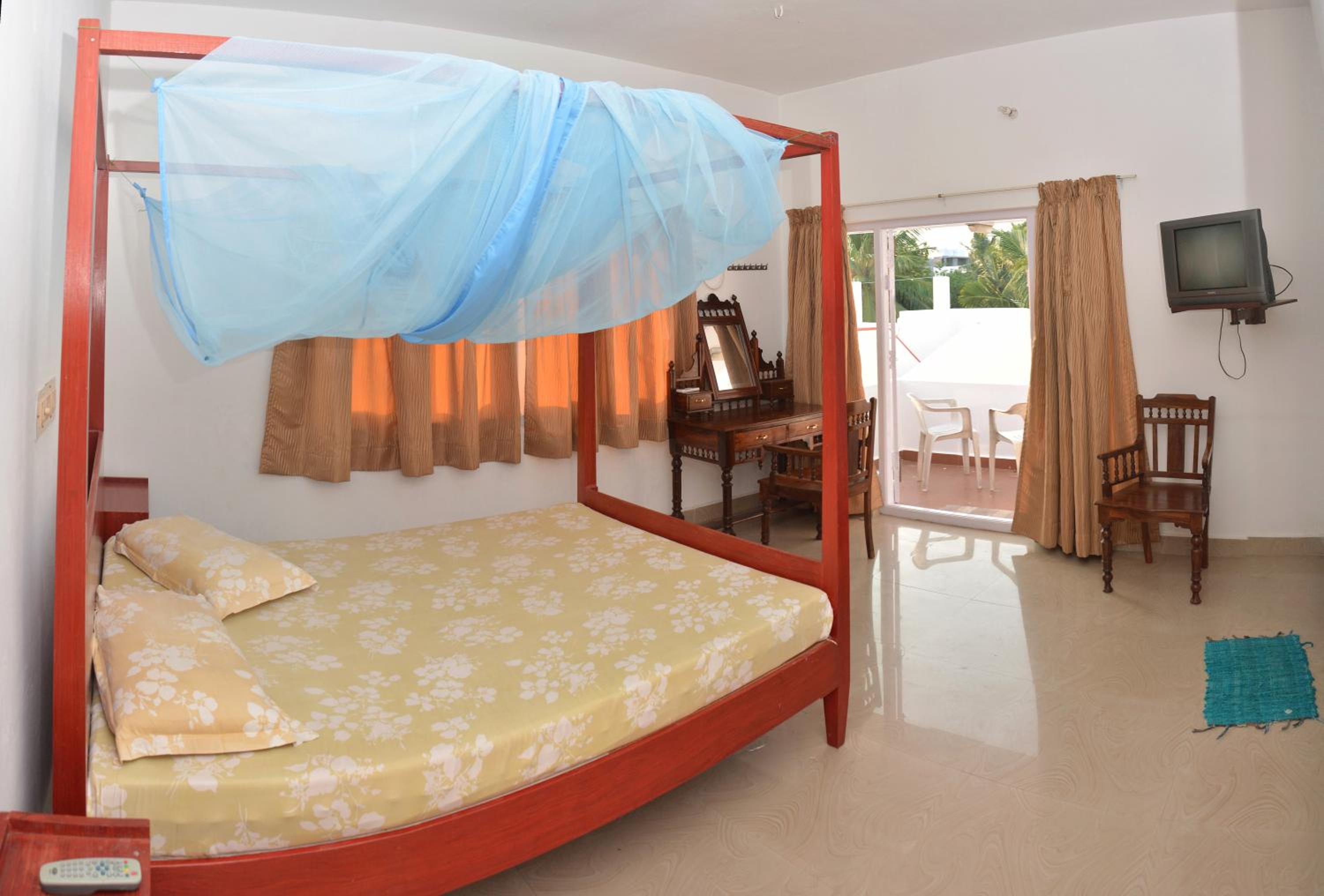 Daphne Hotel view 2