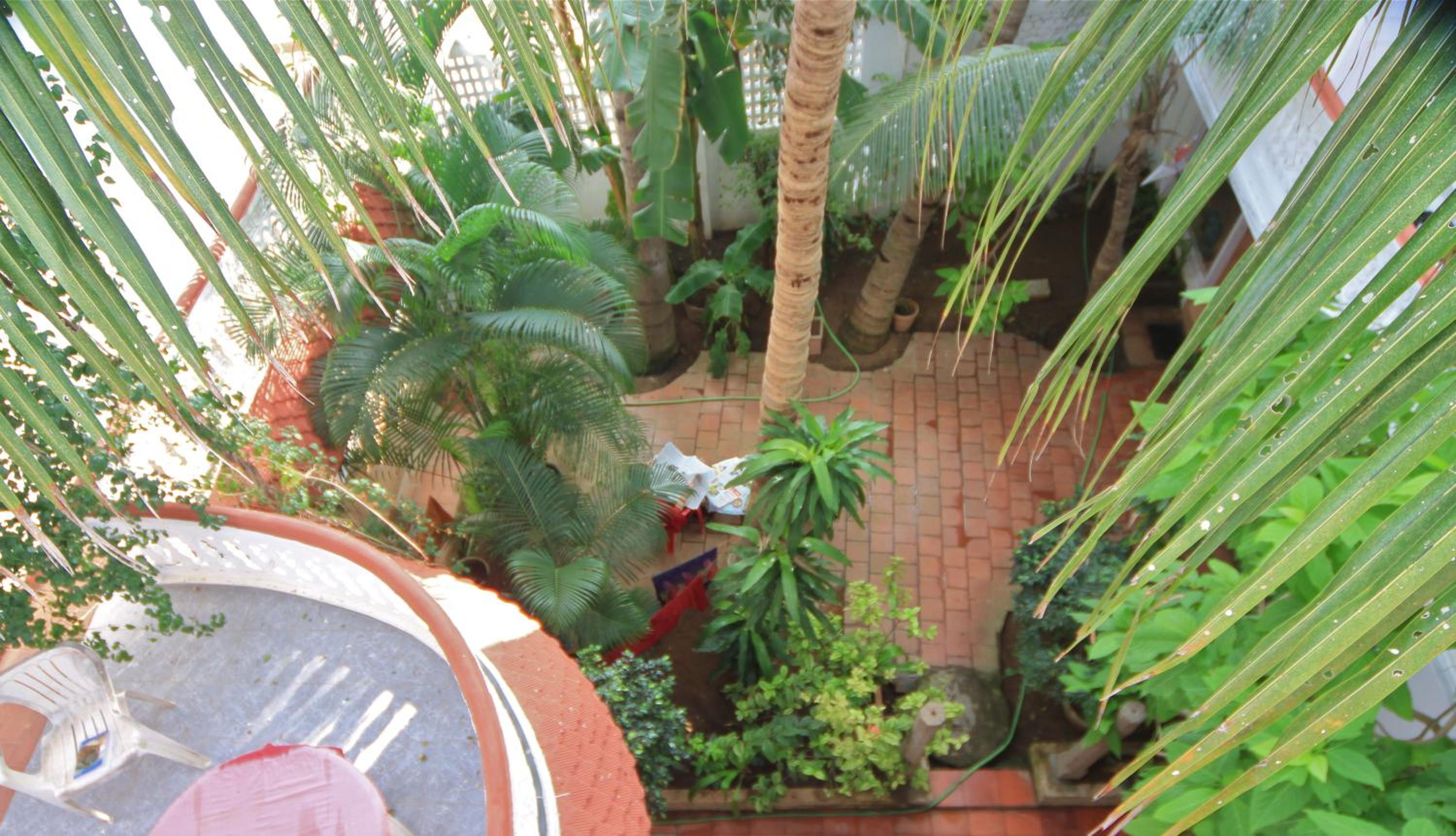 Daphne Hotel view 3
