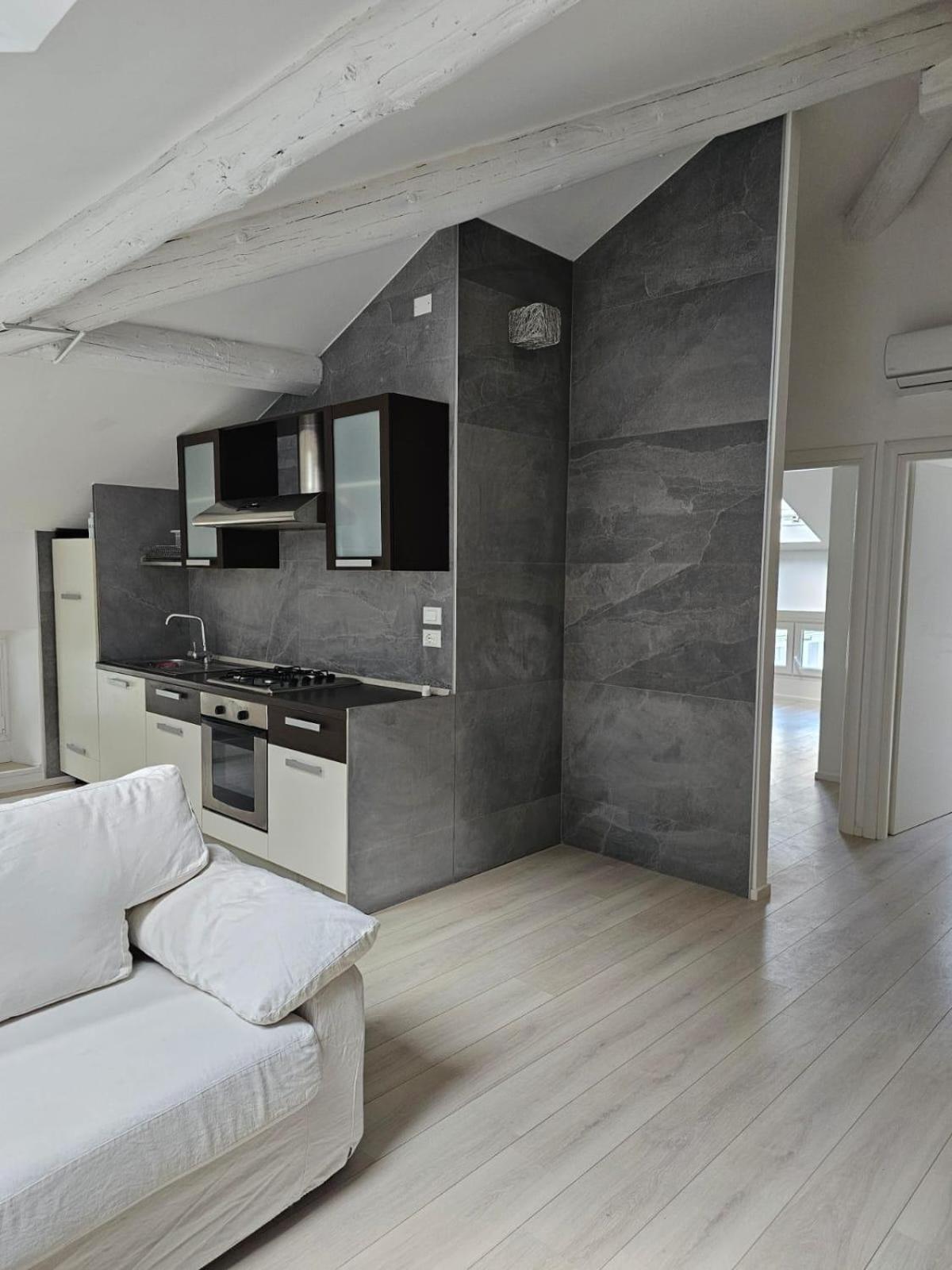 Casa Laura - Riva del Garda view 2