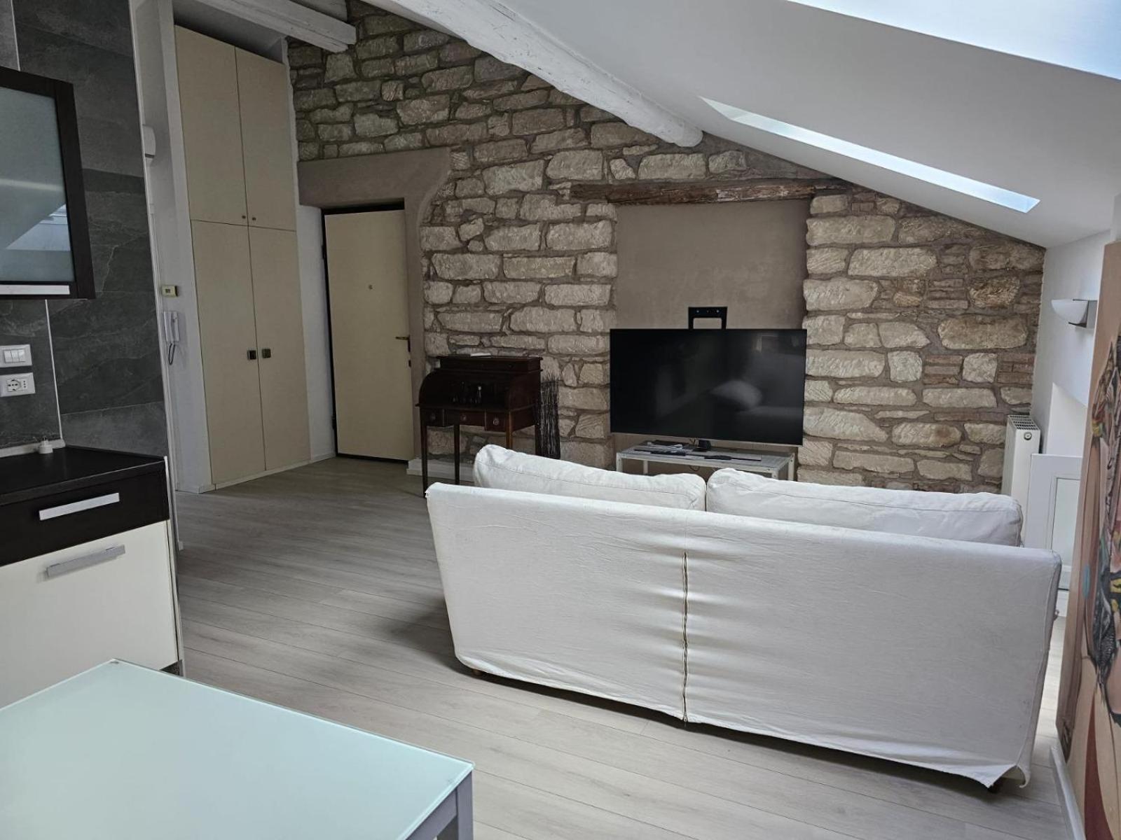 Casa Laura - Riva del Garda view 3
