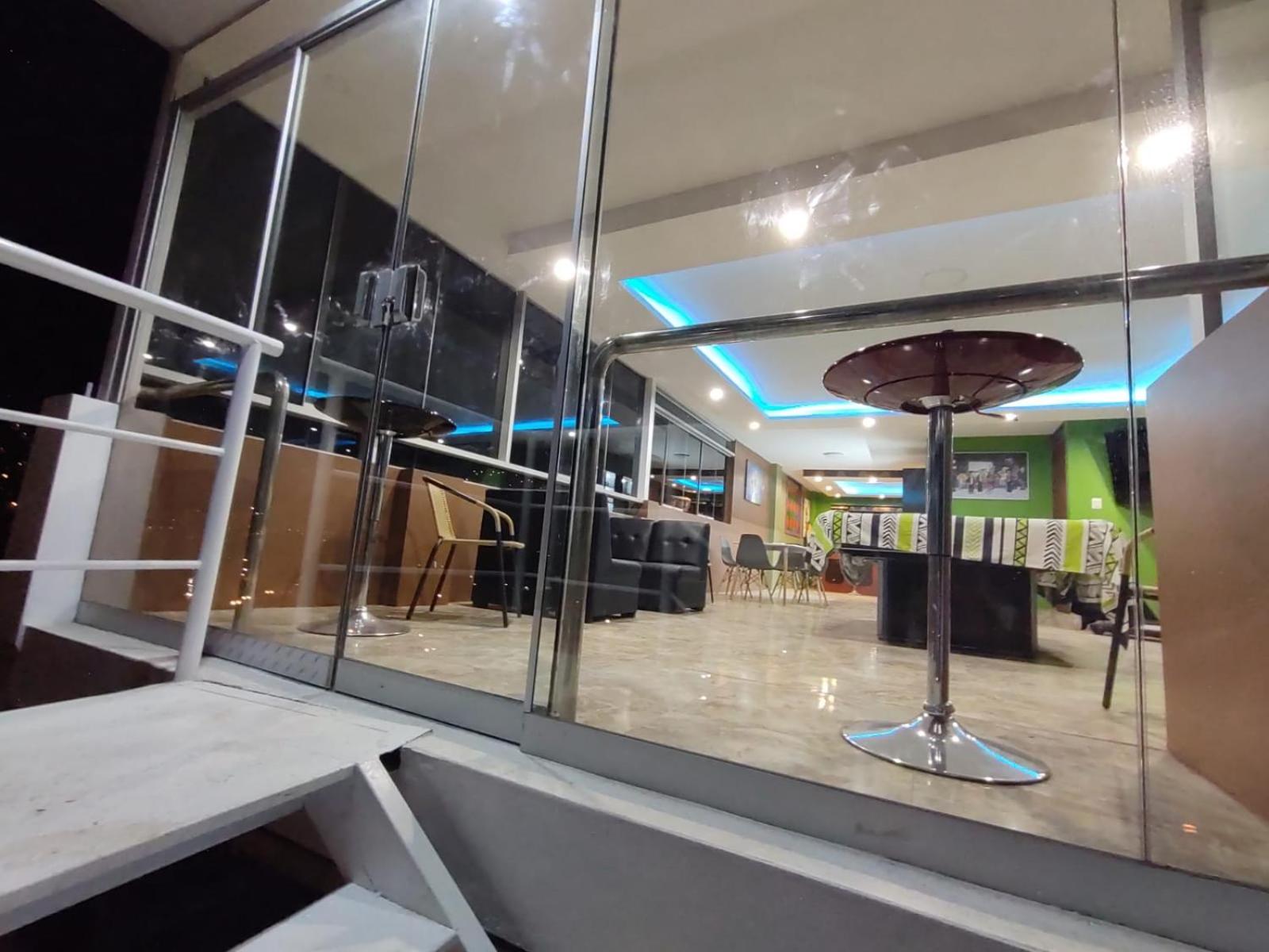 lounge
