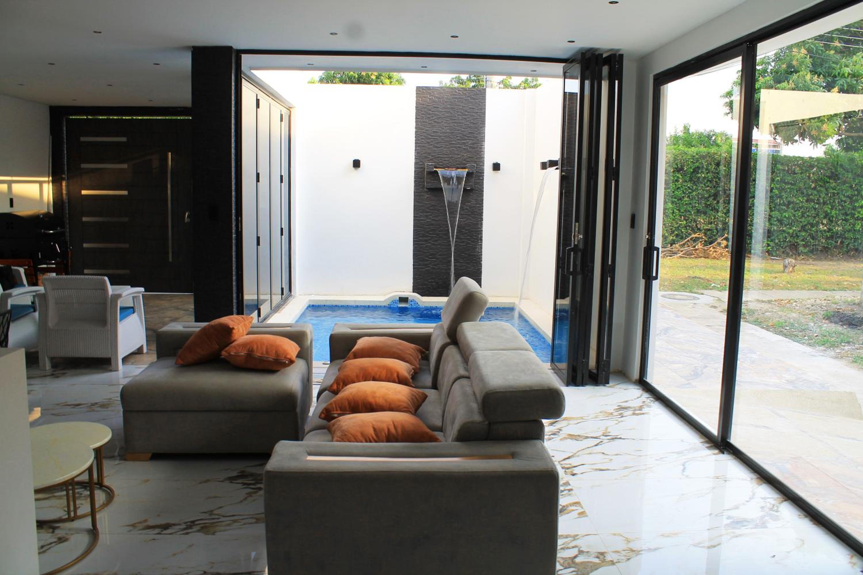 Casa de Lujo con Piscina privada Flandes Tolima