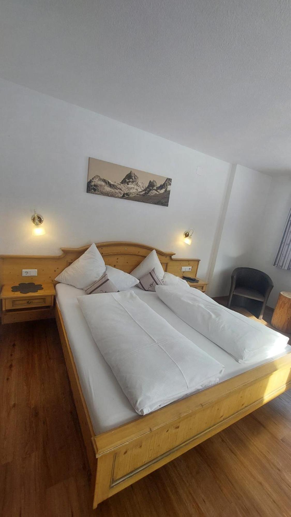 Ferienwohnung Tramunt im Hotel Casada
