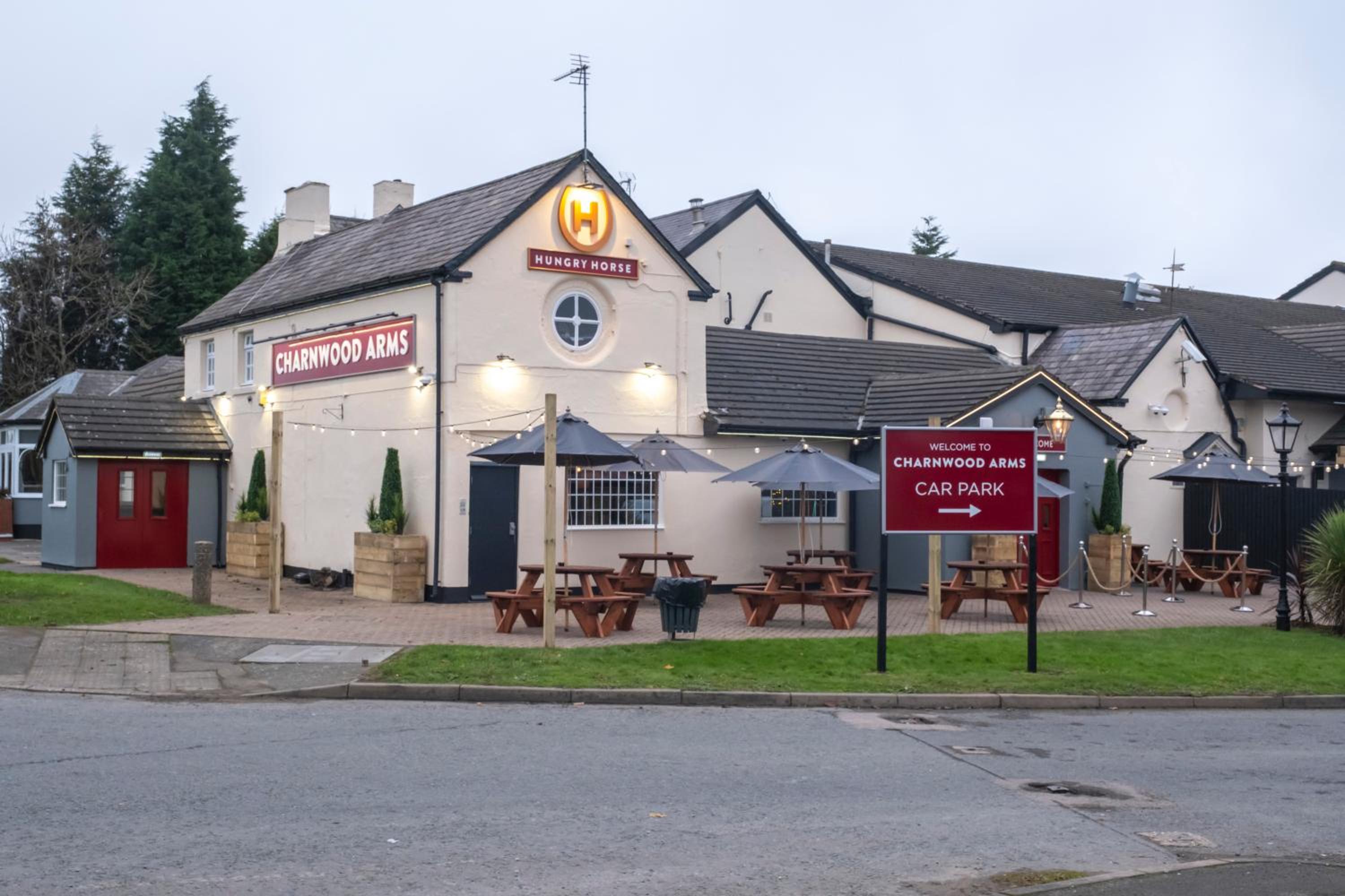 Hotel Charnwood Arms - Image 1
