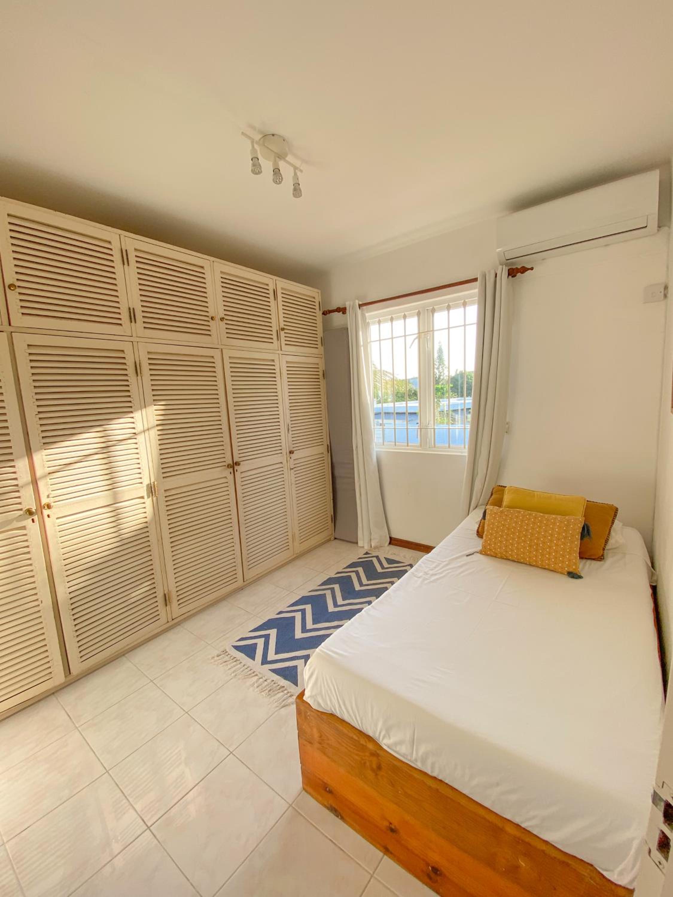 Chic Home with Private Pool, 1 min to Beach