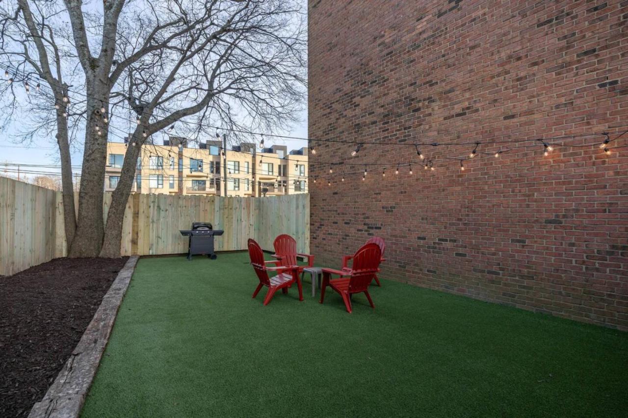 Bright Condo by Vanderbilt and Belmont, 3 miles to Downtown view 3