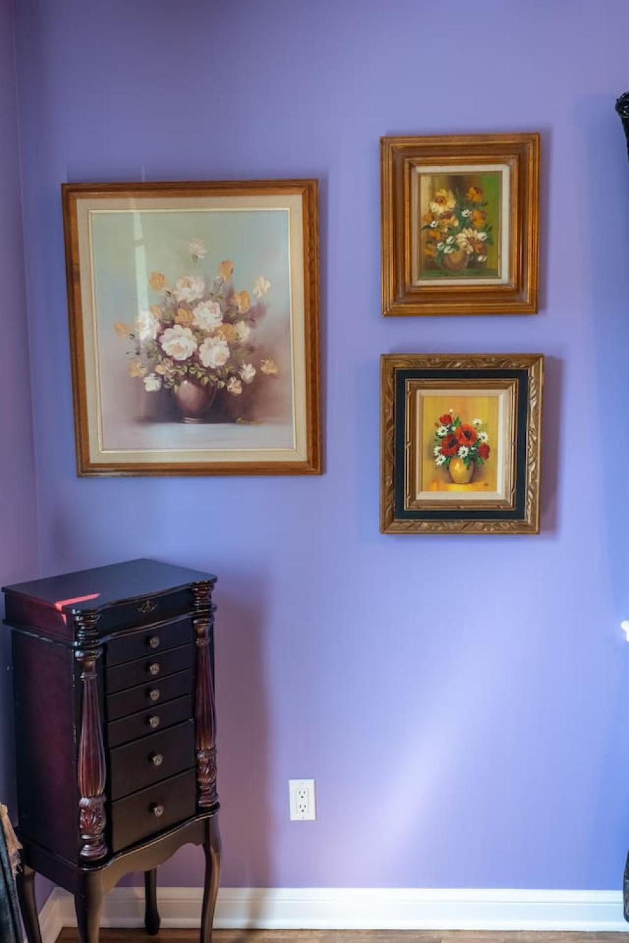 Cornwall Vacations - Cardinal Inn Romantic Room - Property Image 1