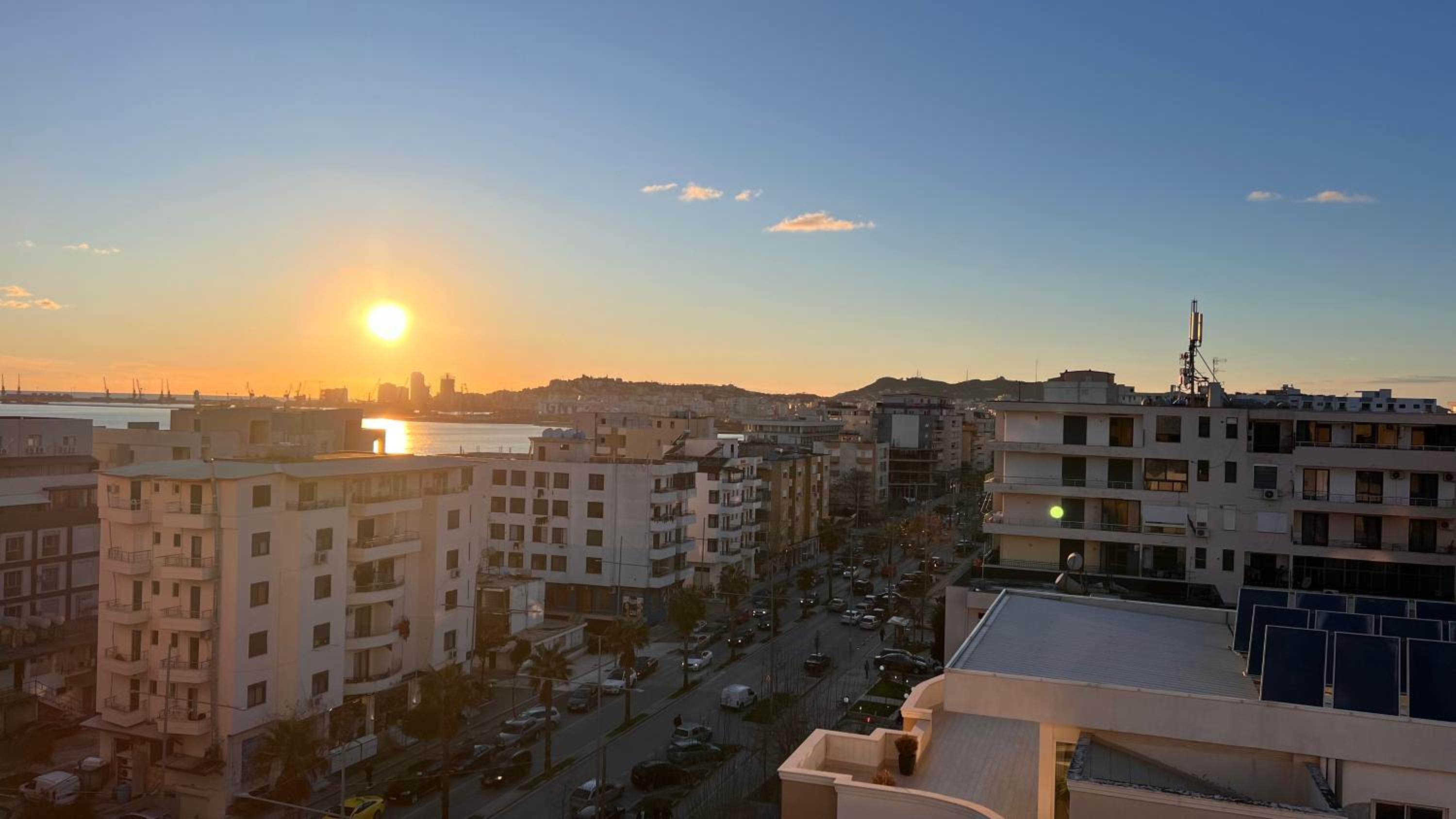 Lirin Apartment