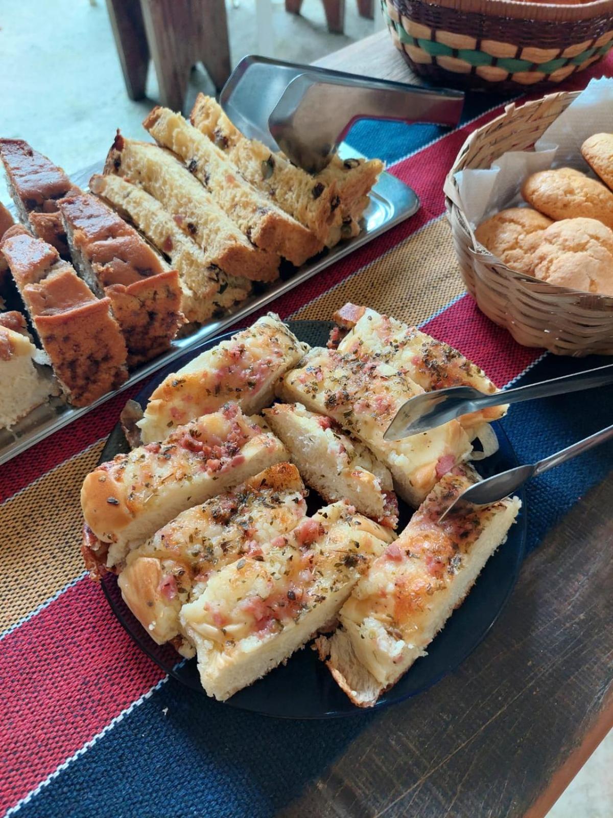 Pousada Brisamar Paraty COMECE O DIA COM UM CAFÉ DA MANHÃ INESQUECÍVEL