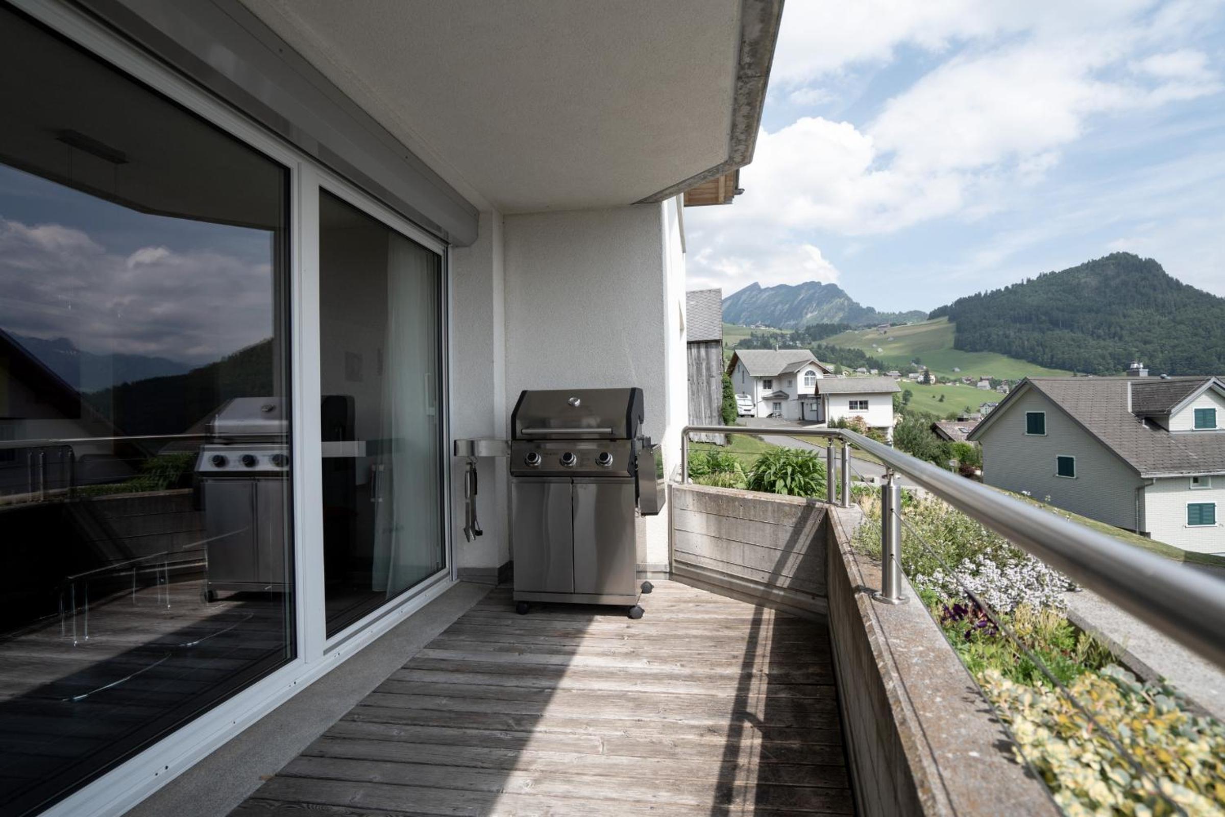 Haus Gmür Privatzimmer Erdgeschoss - mit Gemeinschaftsbereichen