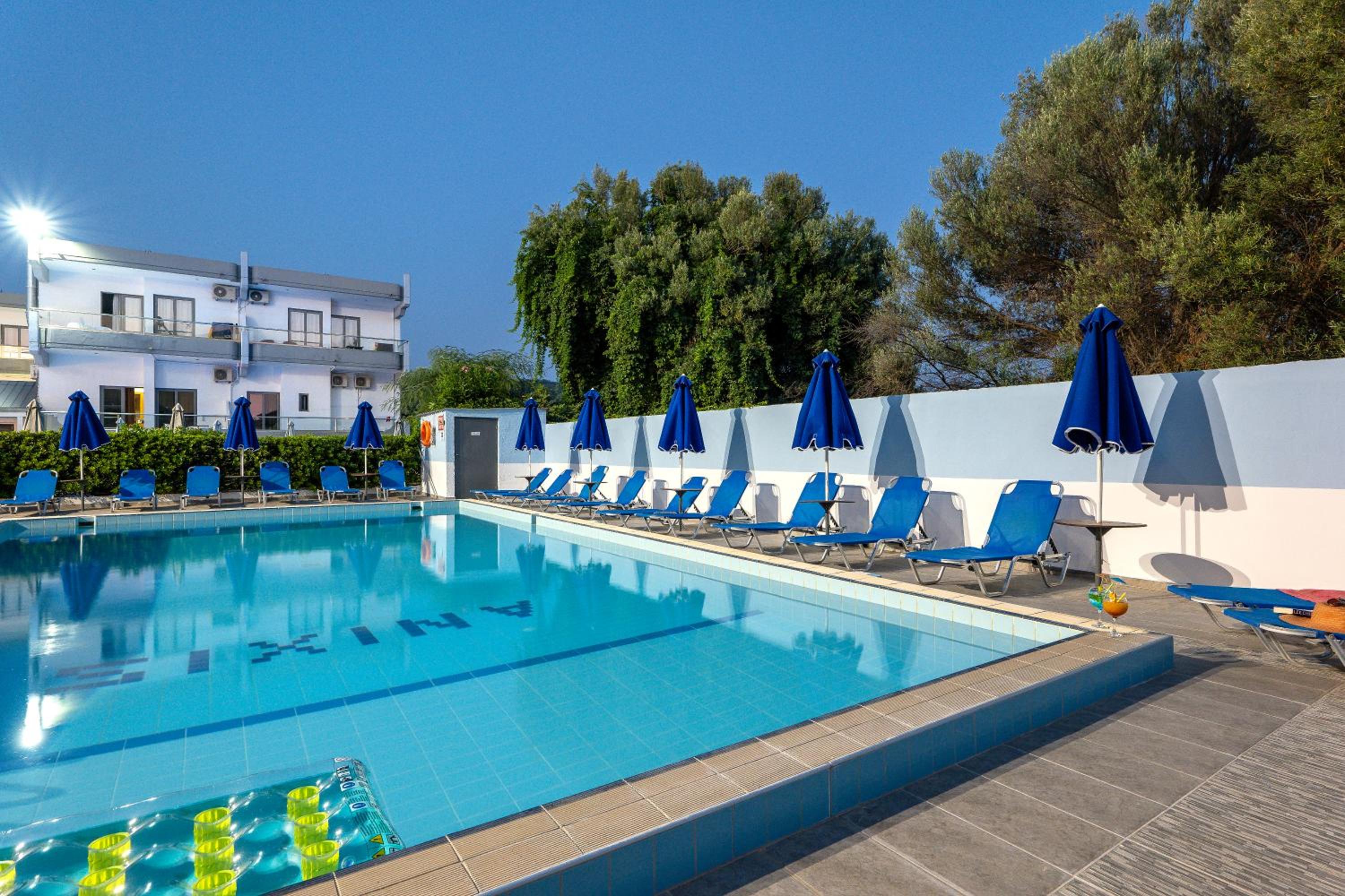 Anixis Hotel & Apartments — photo 33
