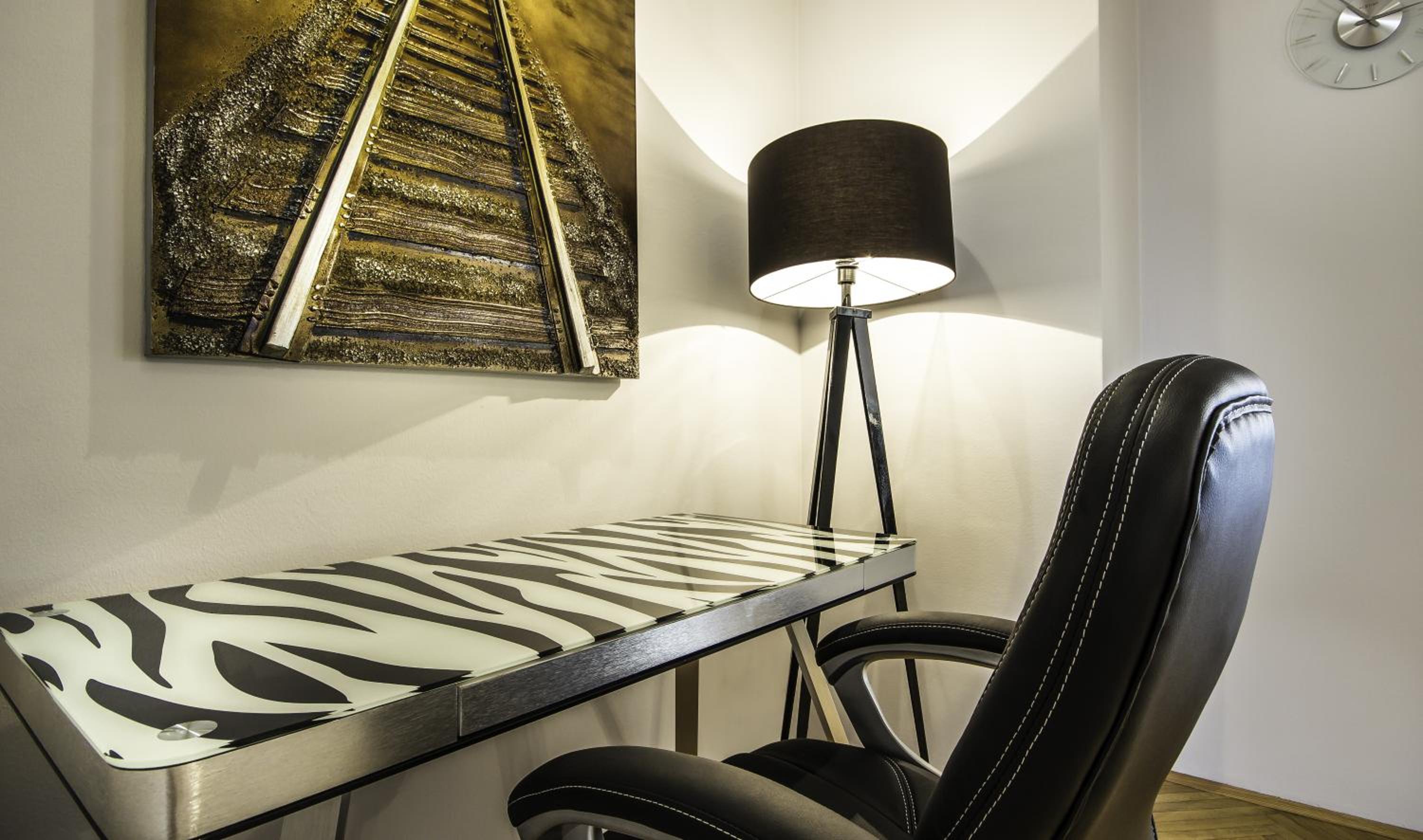 Abieshomes Serviced Apartments - Opera