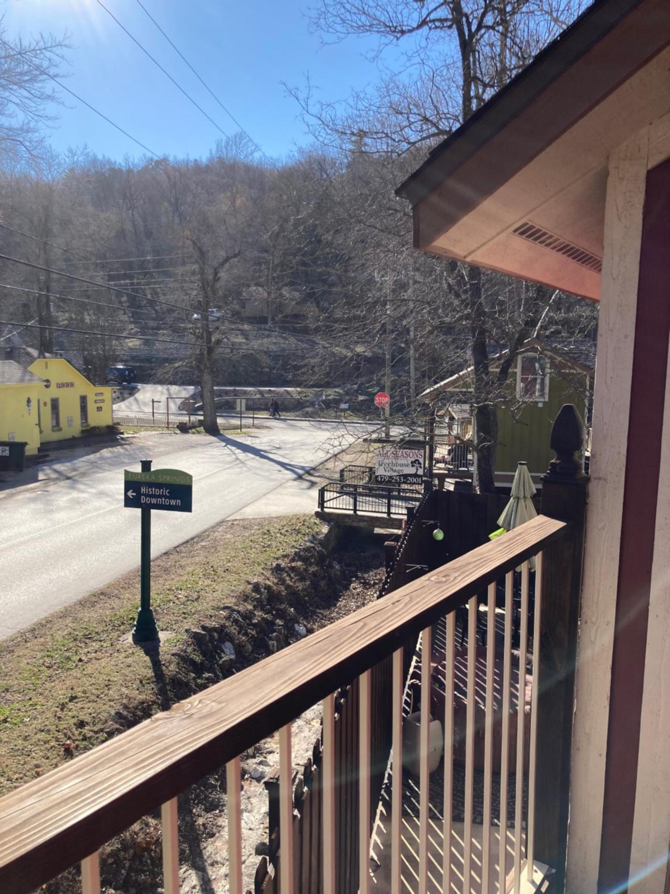 All Seasons Treehouse Village