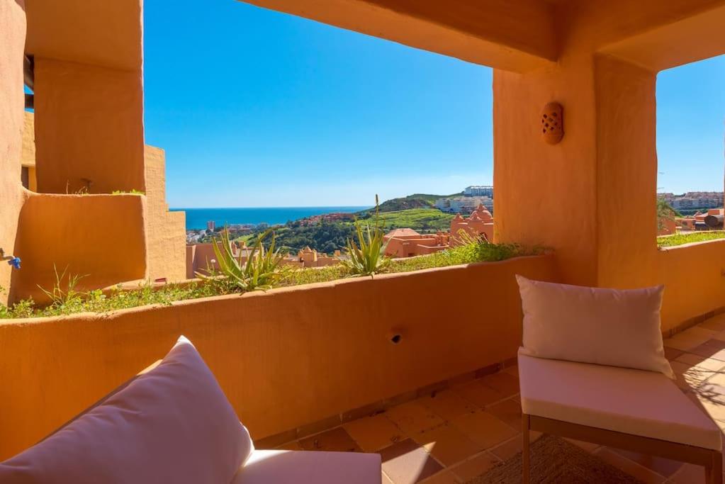 Modern & comfortable apt in Coto Real view 4