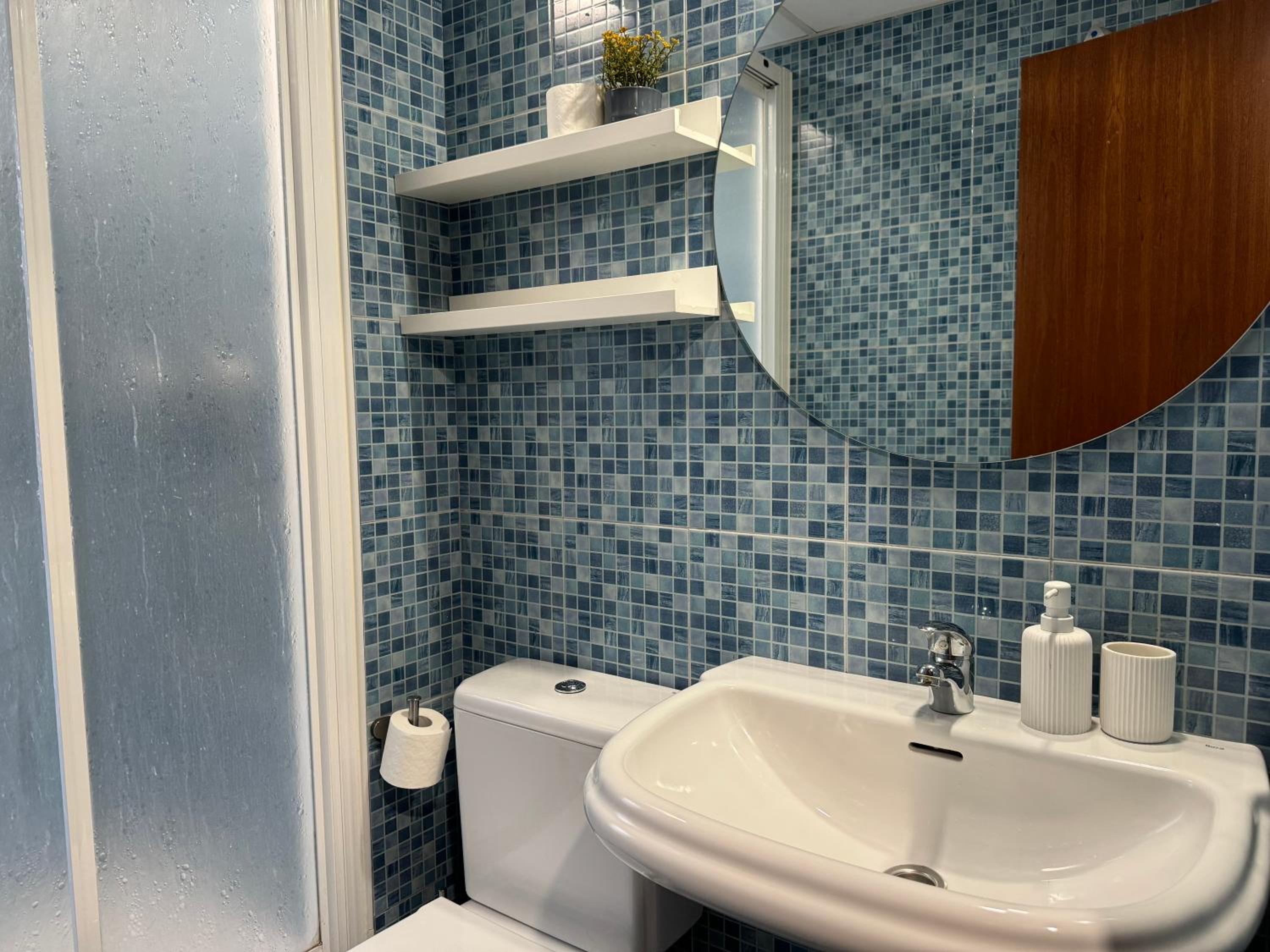 Dúplex céntrico con terraza y parking gratuito