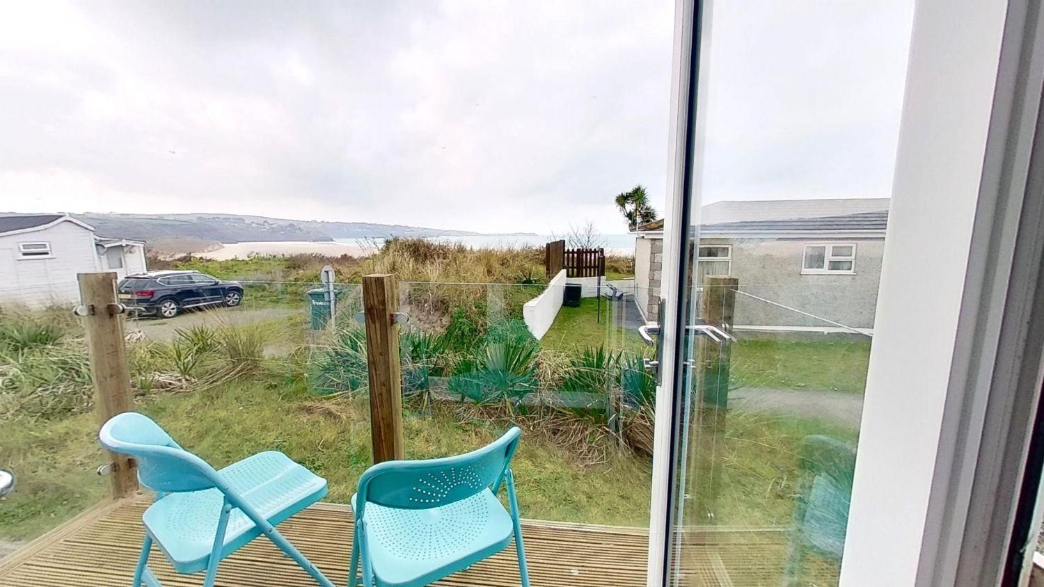 C40 Homelyn, Riviere Towans view 4
