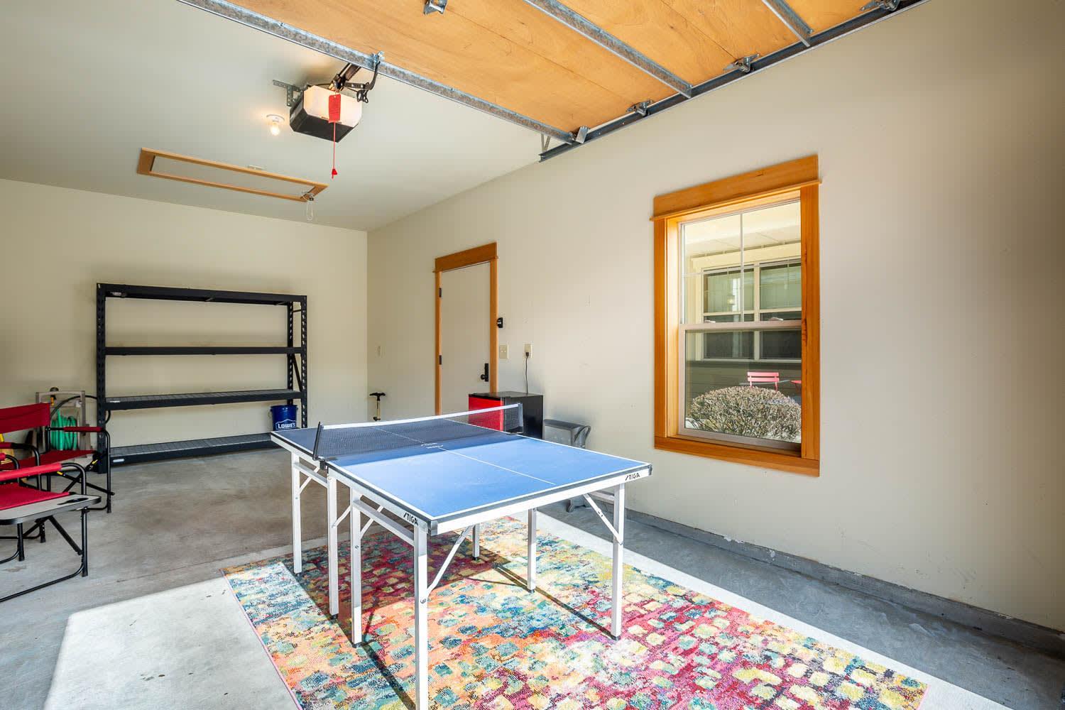 Eagle Crest Retreat Walk to Pool Game Room view 4