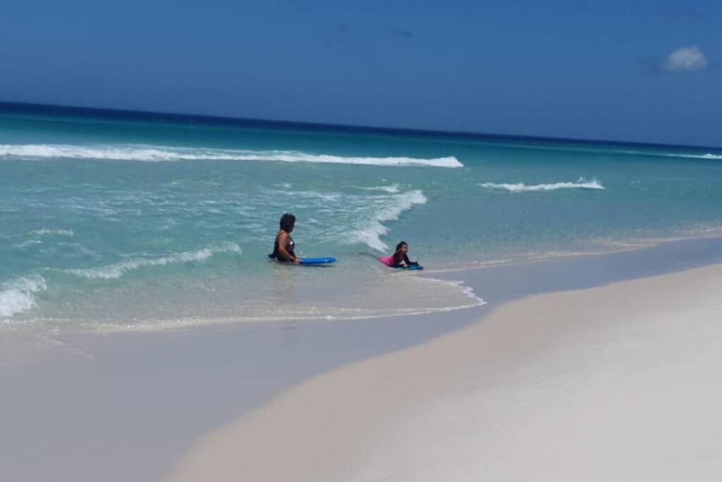 Apto 2 quartos, Monte Alto, Arraial do Cabo Venha desfrutar do paraíso!