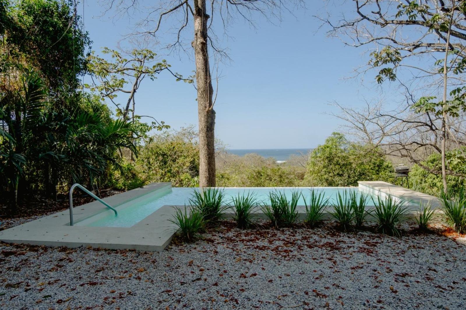 Ocean view studio in Pelada!