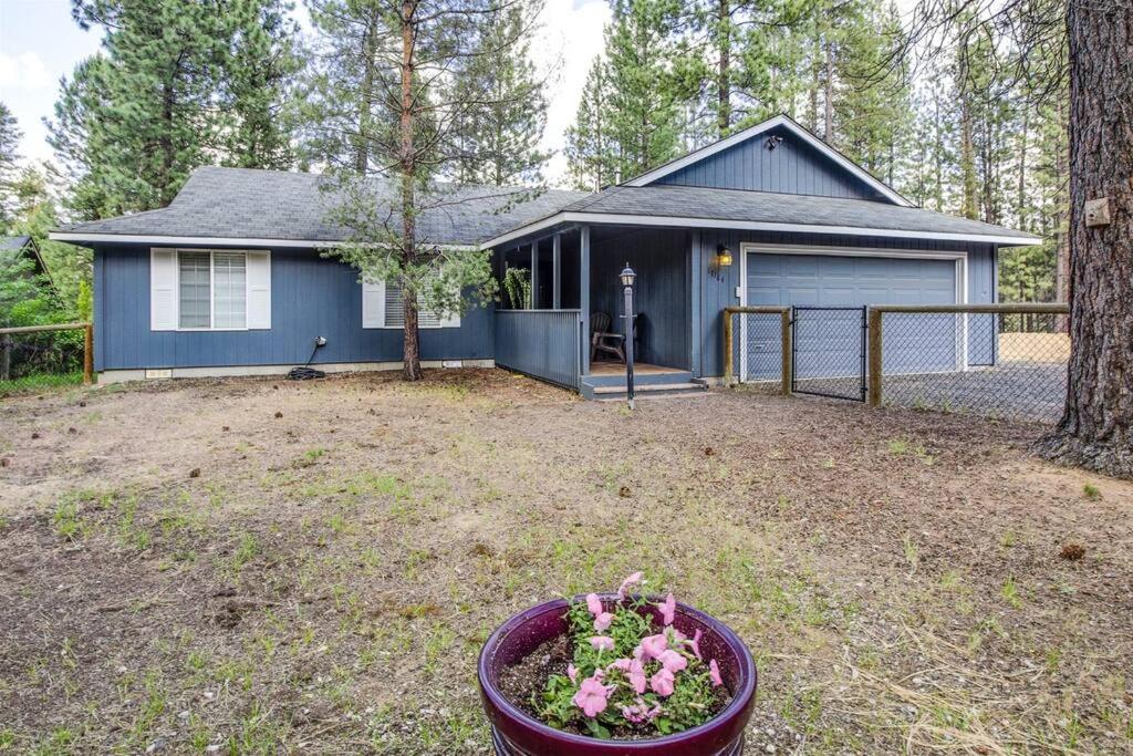 Hotel River Run Getaway Private Dock Pet Friendly Kayaks - Image 1