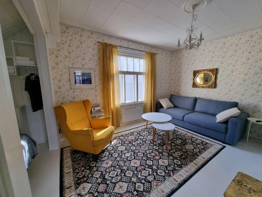 Charming wooden house apartment 48 m2 view 3
